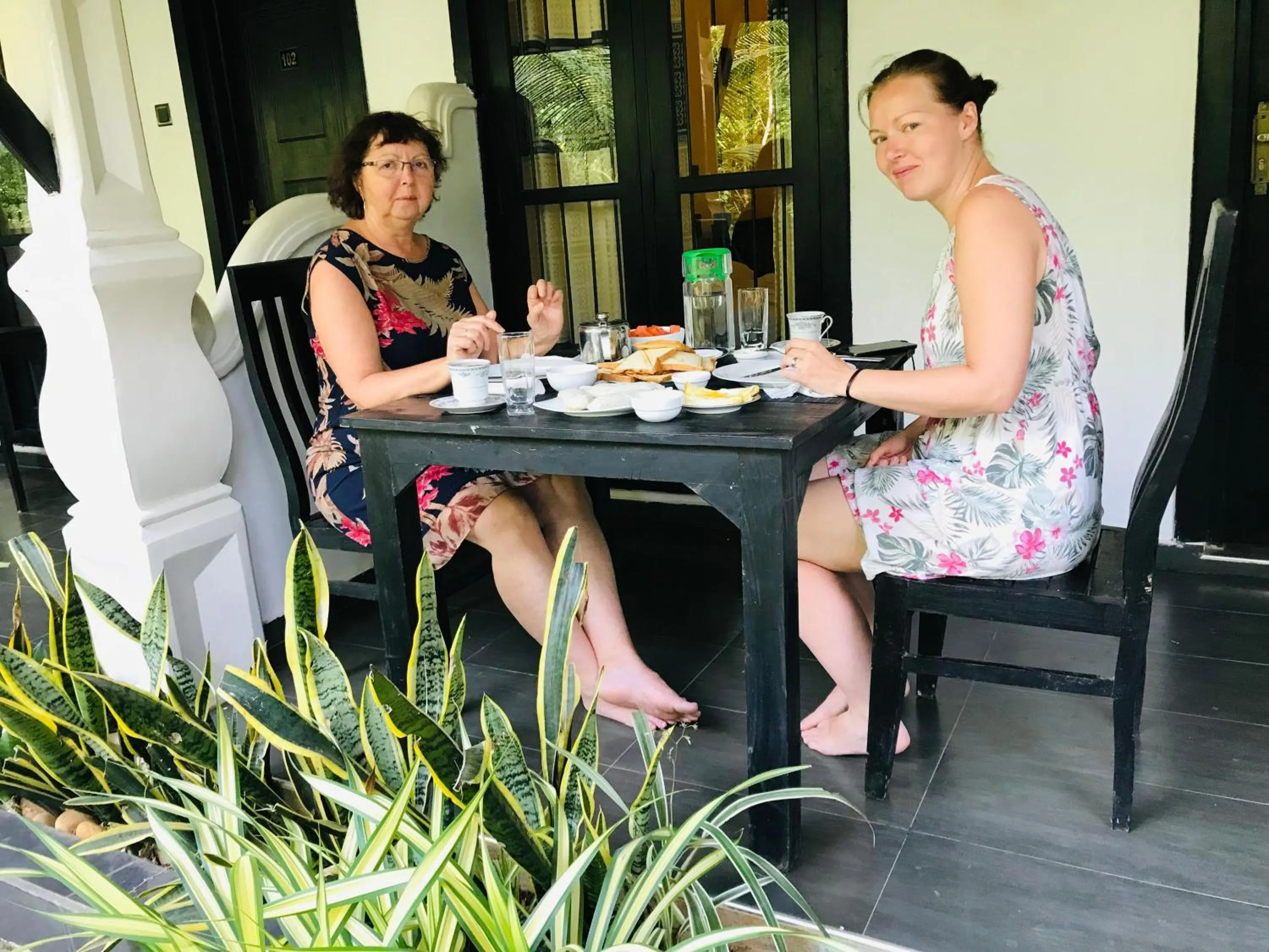 Dining area in AMRON RESORT SIGIRIYA