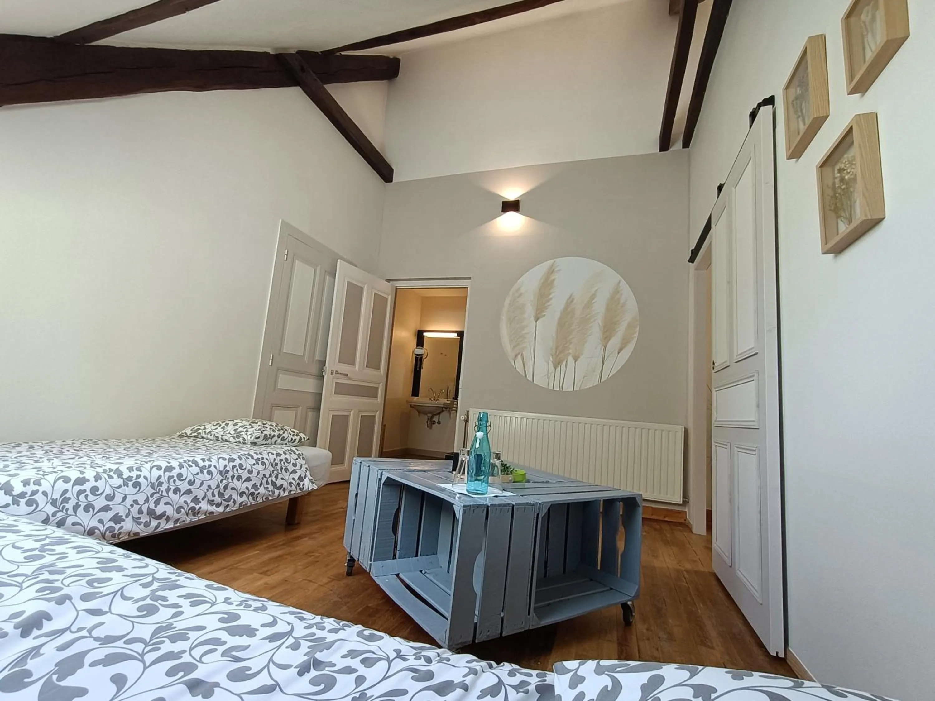 Property building, Bed in Le Parc des 4 Saisons