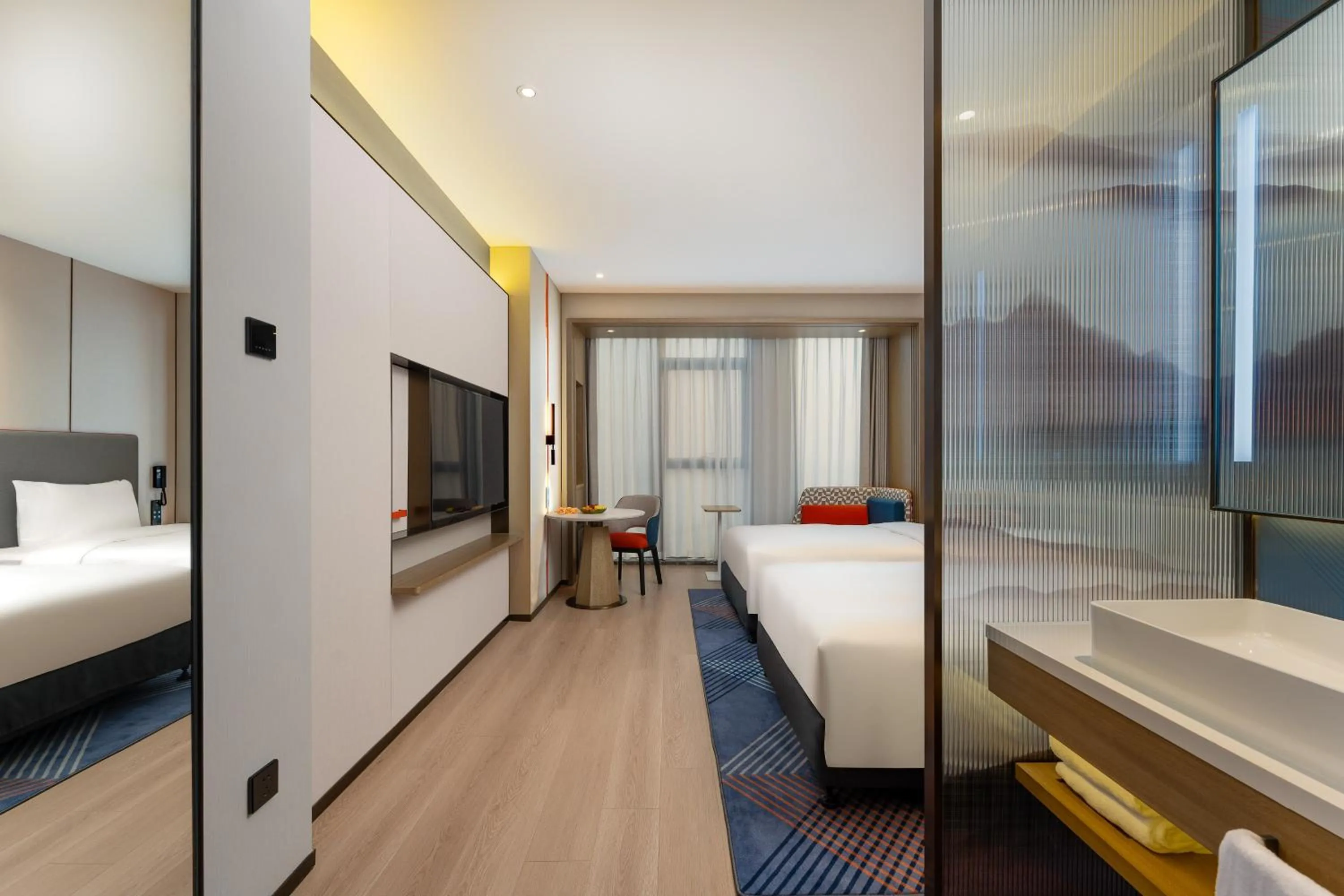 Bed in Holiday Inn Express Suzhou Bay by IHG