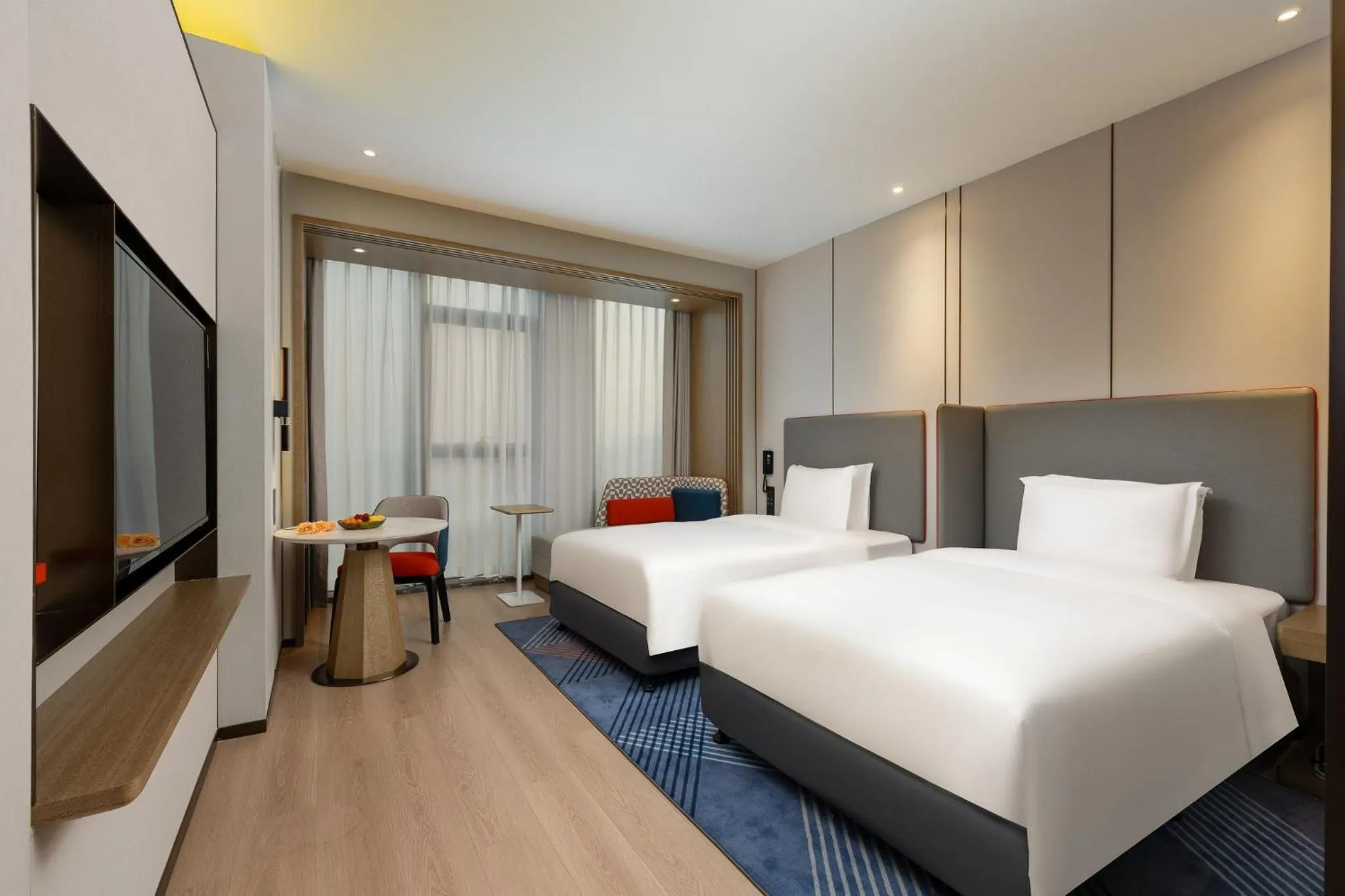 Photo of the whole room, Bed in Holiday Inn Express Suzhou Bay by IHG