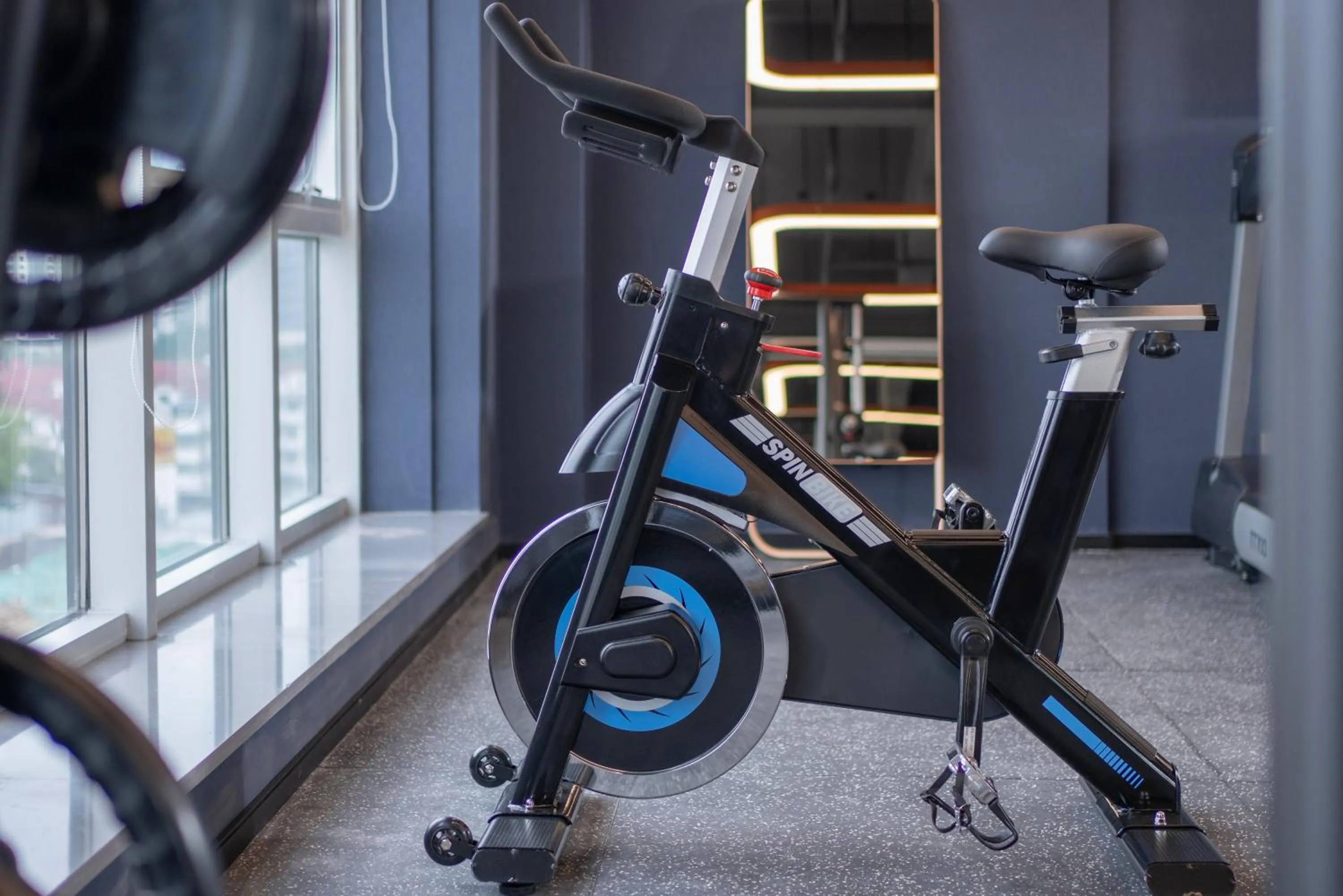 Fitness centre/facilities in Holiday Inn Express Mianyang Sci-Tech City by IHG