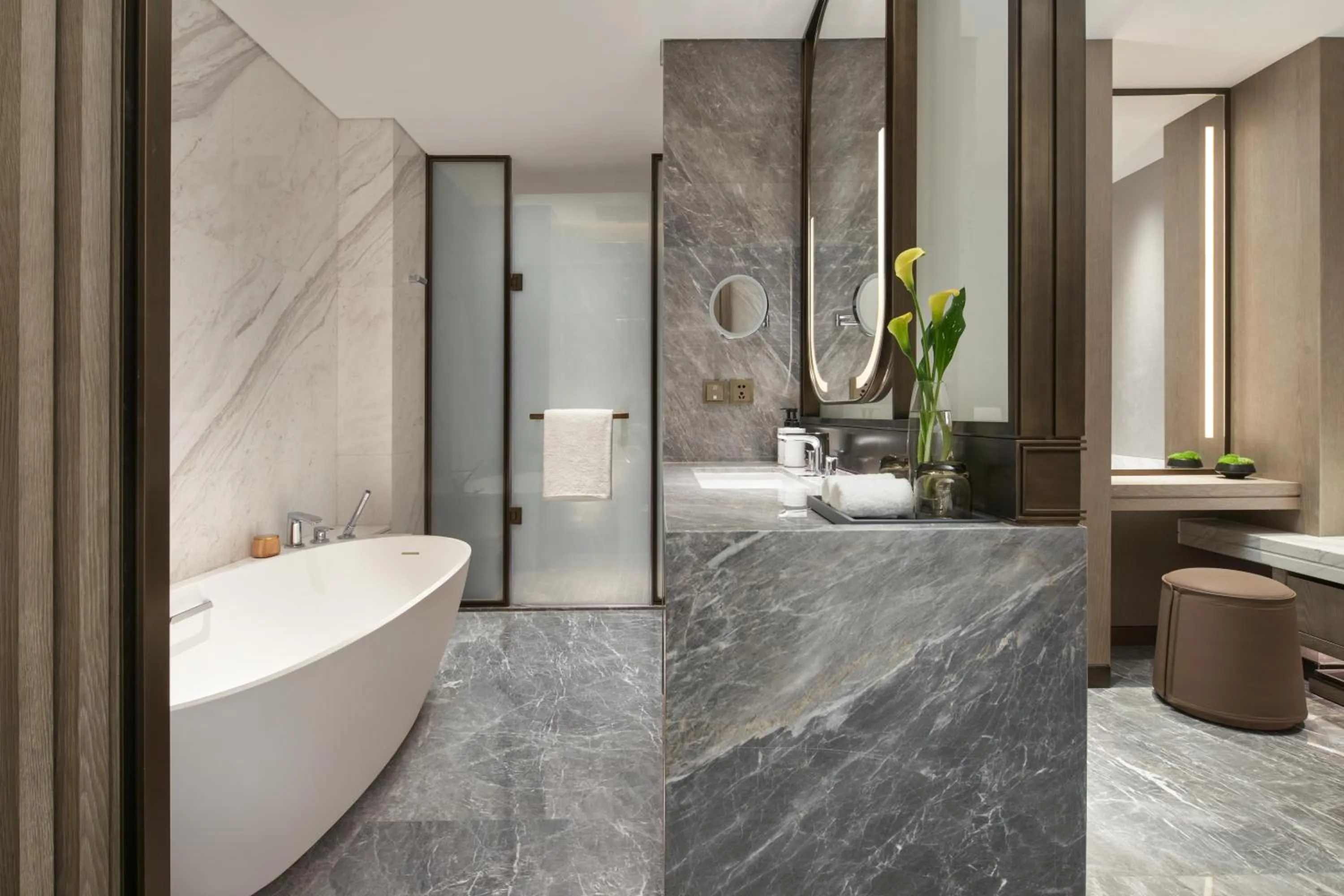 Toilet in InterContinental Zhengzhou by IHG