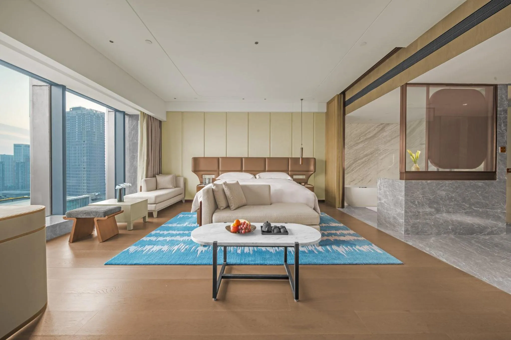 Photo of the whole room, Bed in InterContinental Zhengzhou by IHG