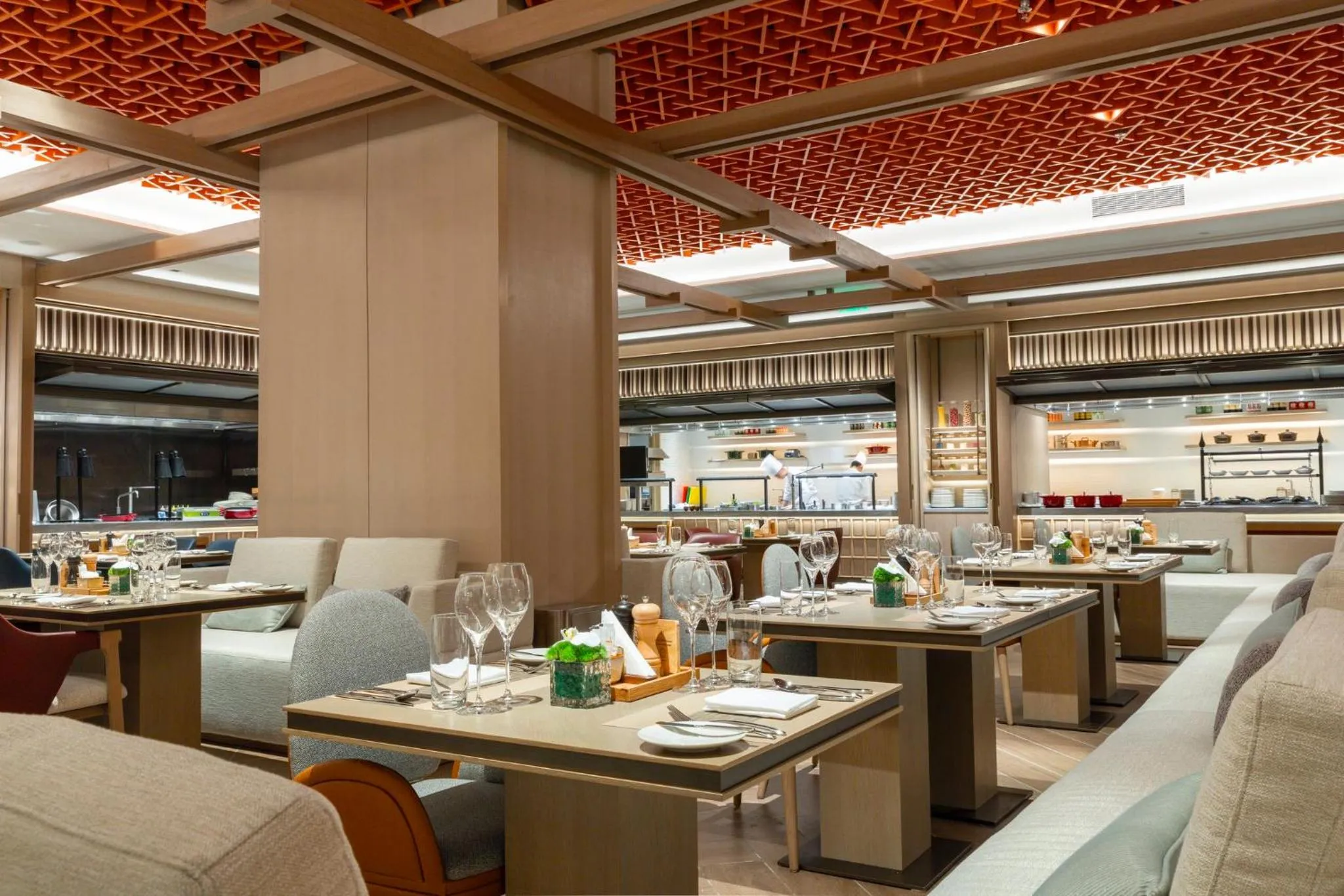 Restaurant/places to eat in InterContinental Zhengzhou by IHG