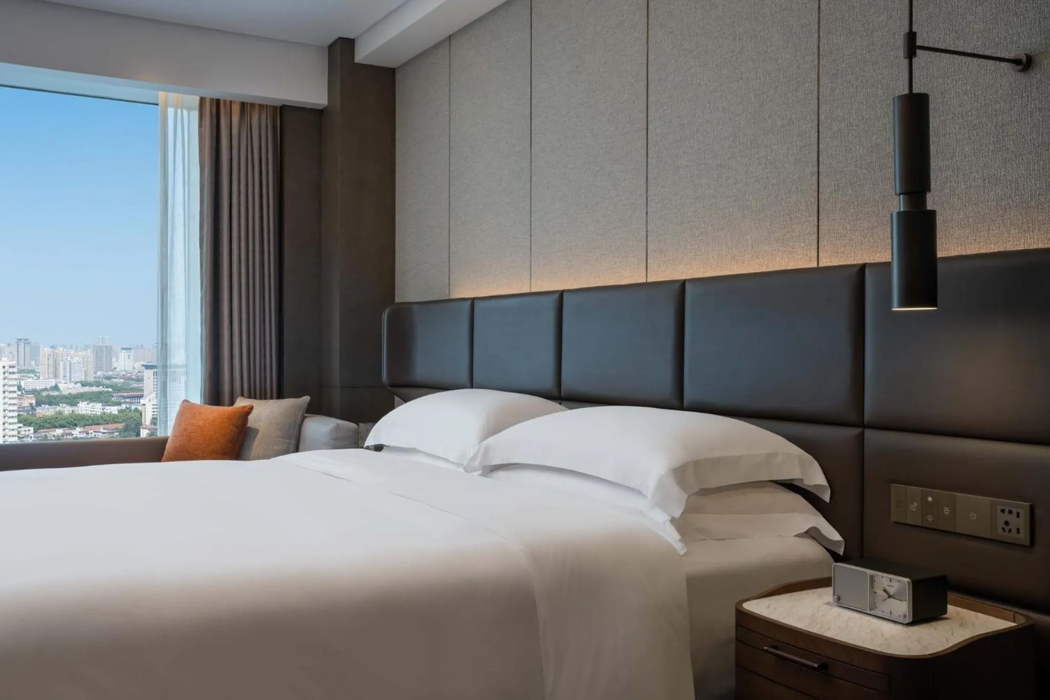 Photo of the whole room, Bed in InterContinental Zhengzhou by IHG
