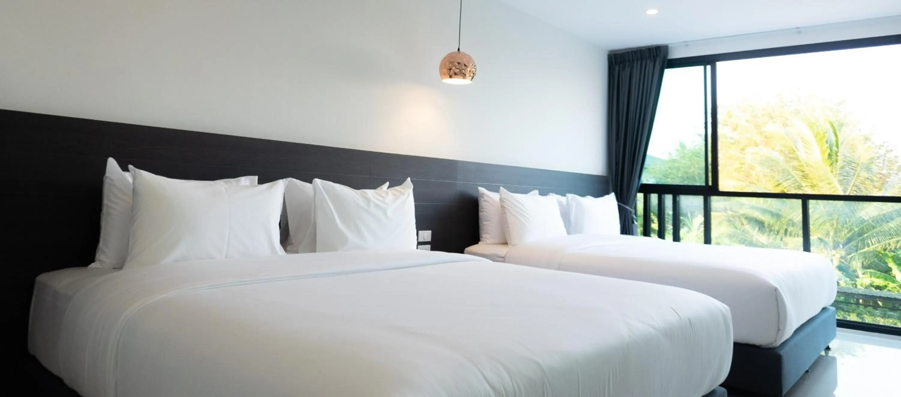 Bed in Mountain&Sea Hotel Prachuap