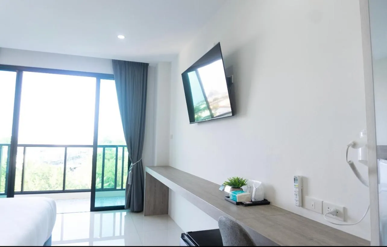 TV and multimedia in Mountain&Sea Hotel Prachuap