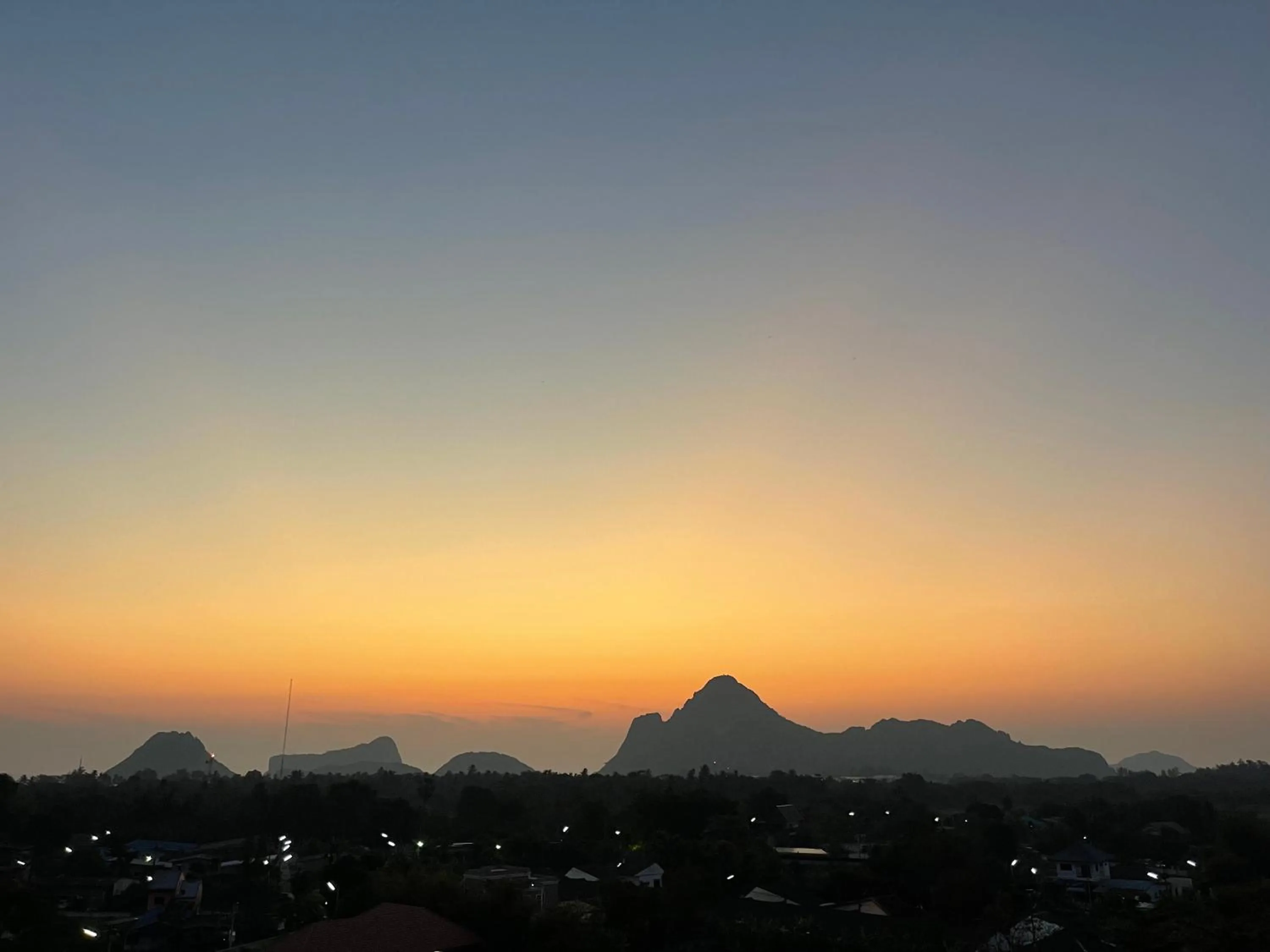 Mountain&Sea Hotel Prachuap