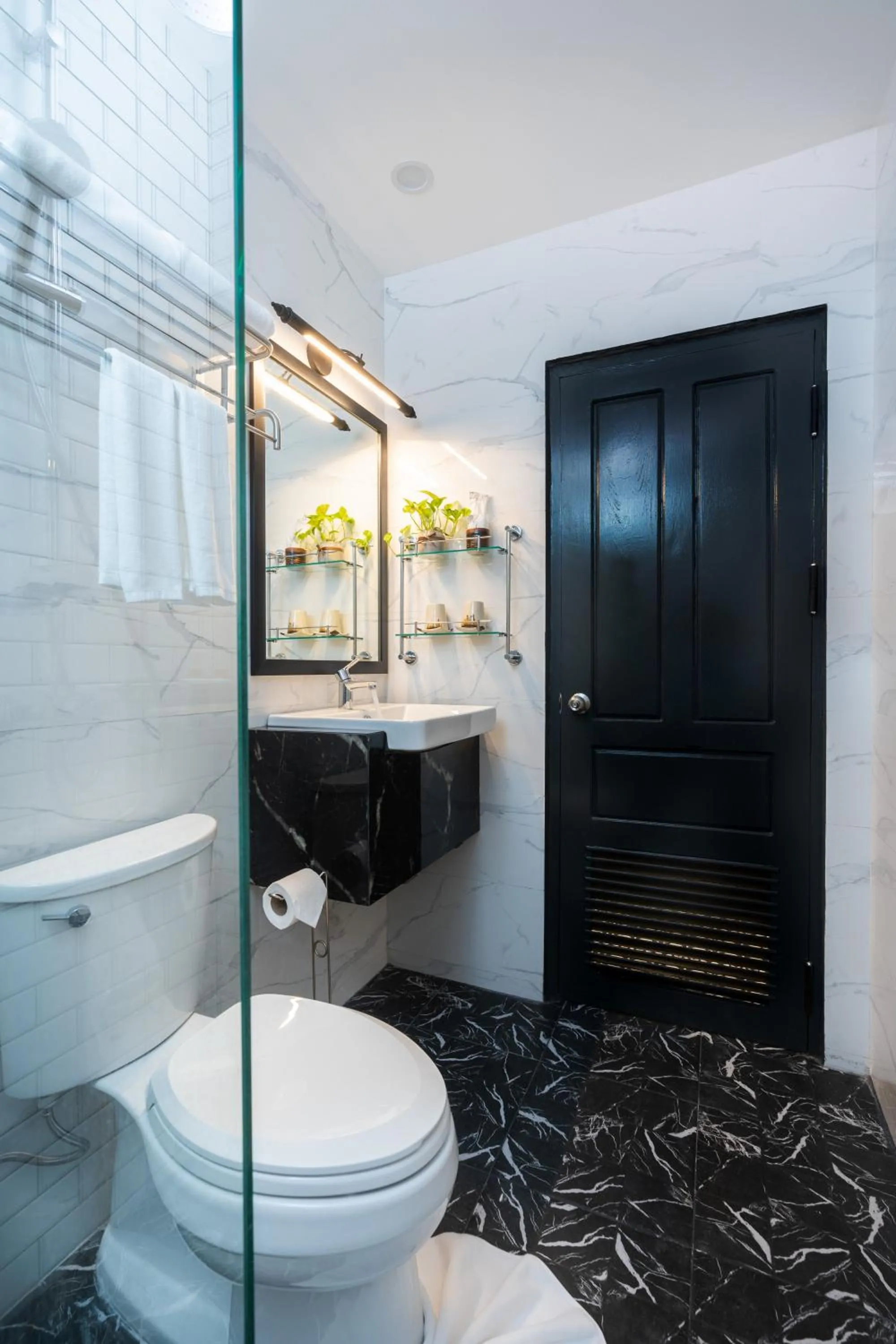 Bathroom in Luangprabang D'or Boutique Hotel