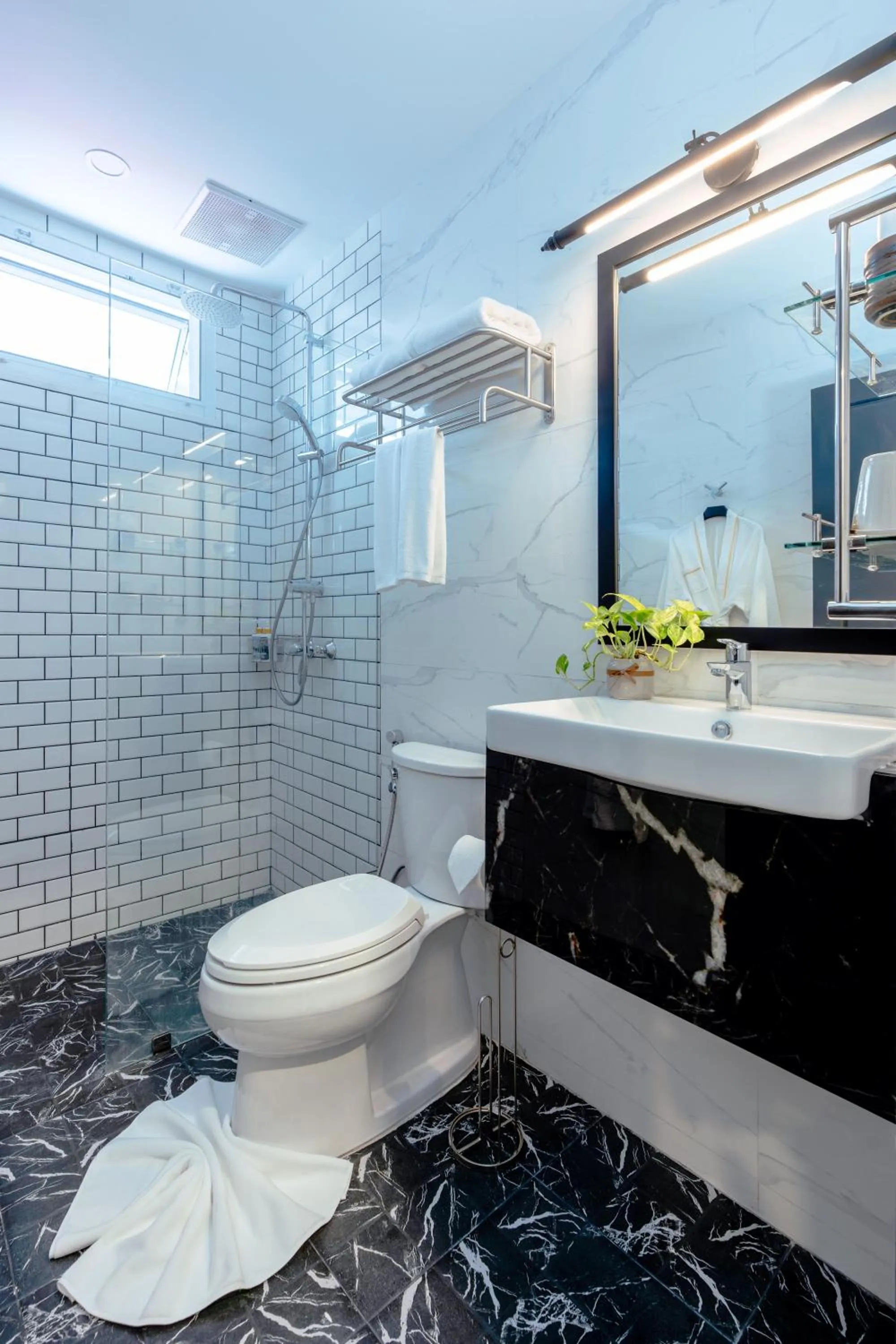 Bathroom in Luangprabang D'or Boutique Hotel