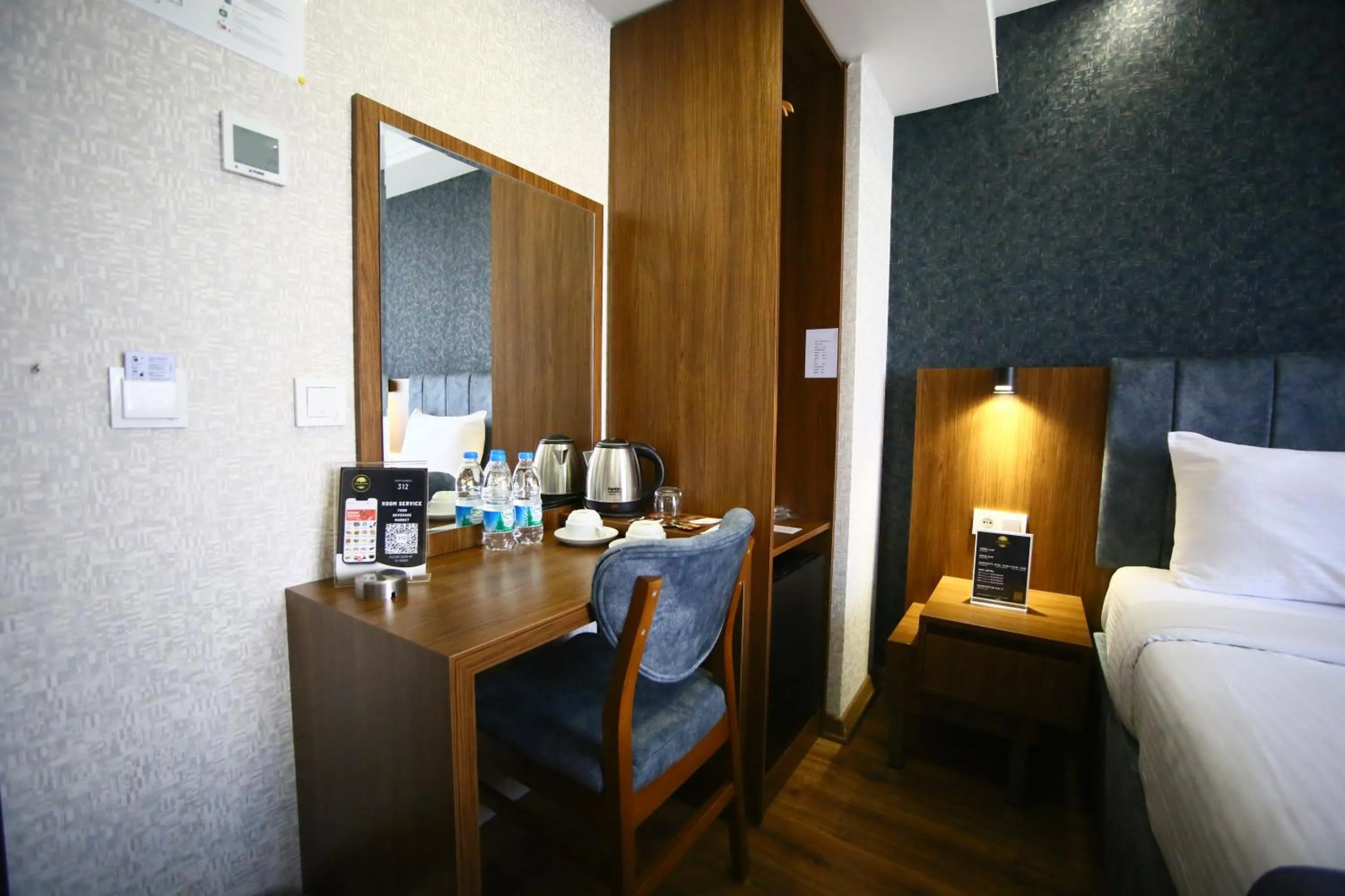 Bed in BUKAVİYYE HOTEL