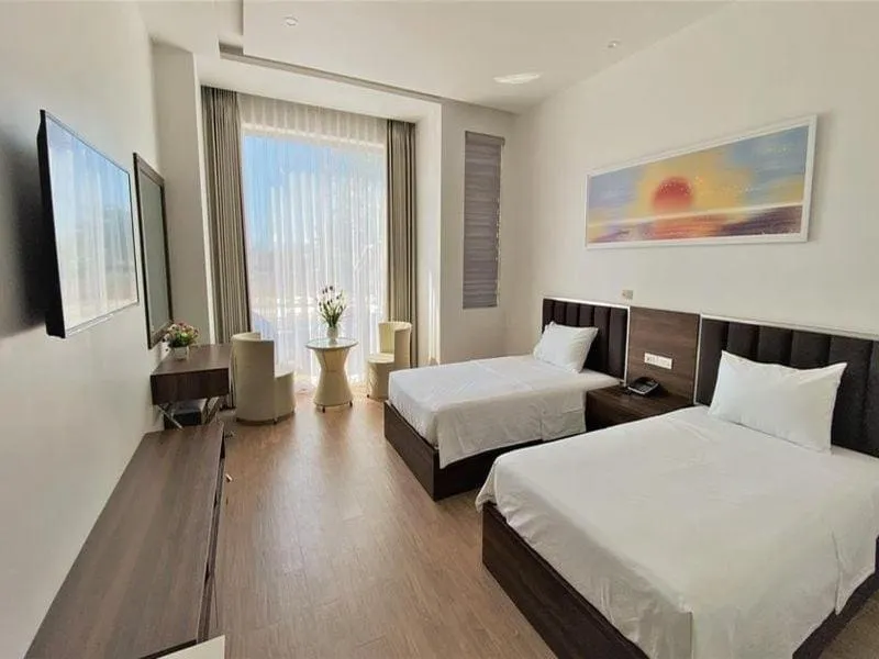 Bedroom, Bed in Capital O 1194 Bee Hotel