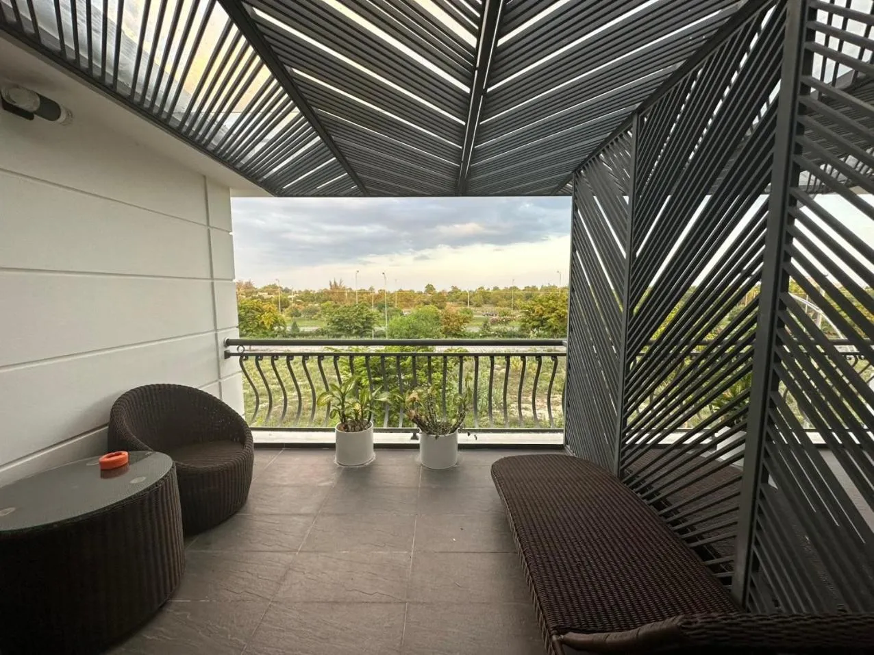 Bedroom in Capital O 1194 Bee Hotel