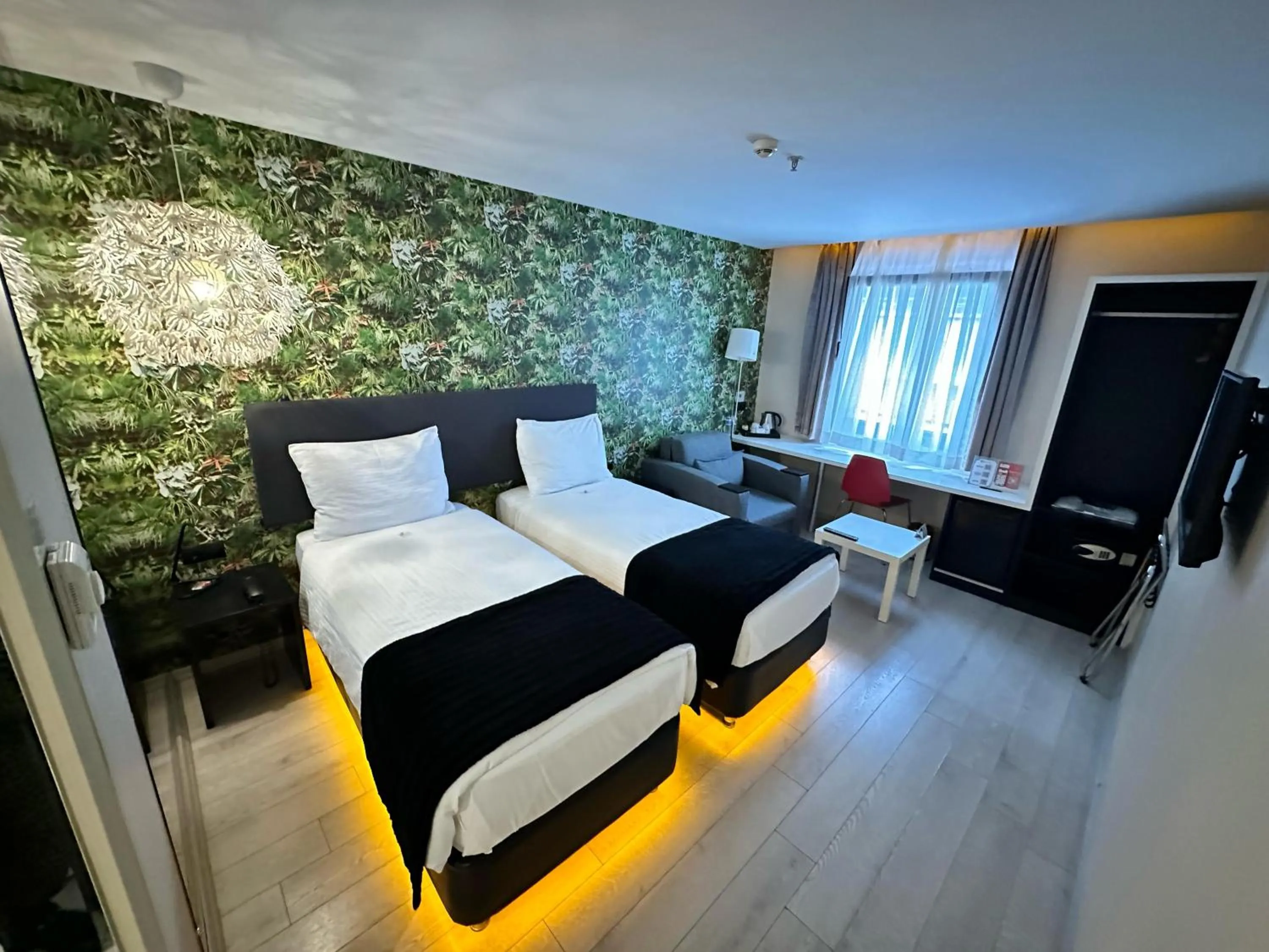 Bedroom, Bed in Tempo Fair Suites