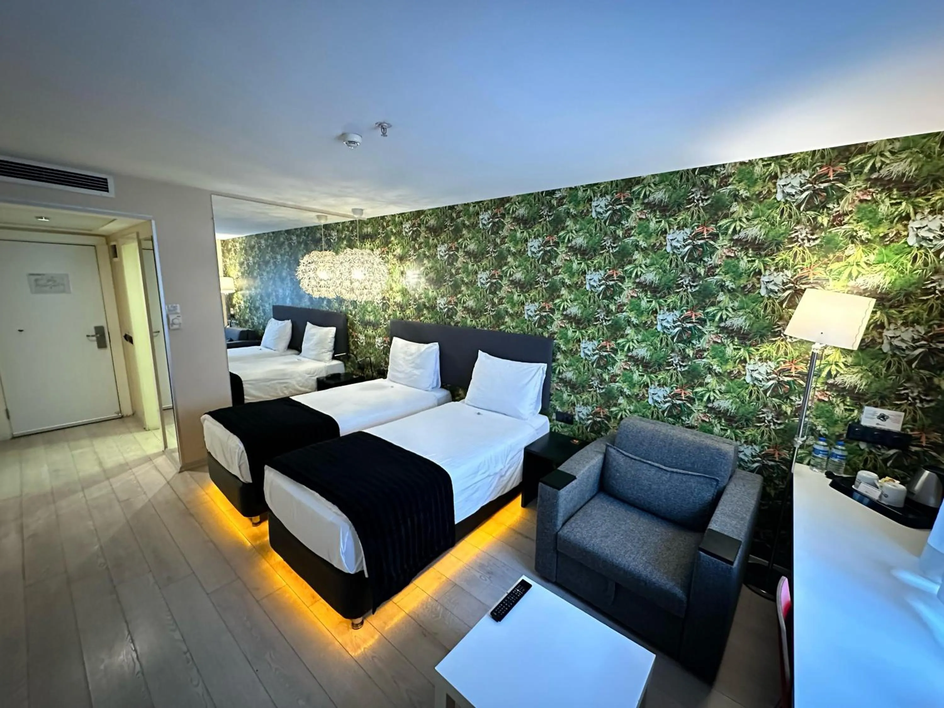 Bedroom, Bed in Tempo Fair Suites