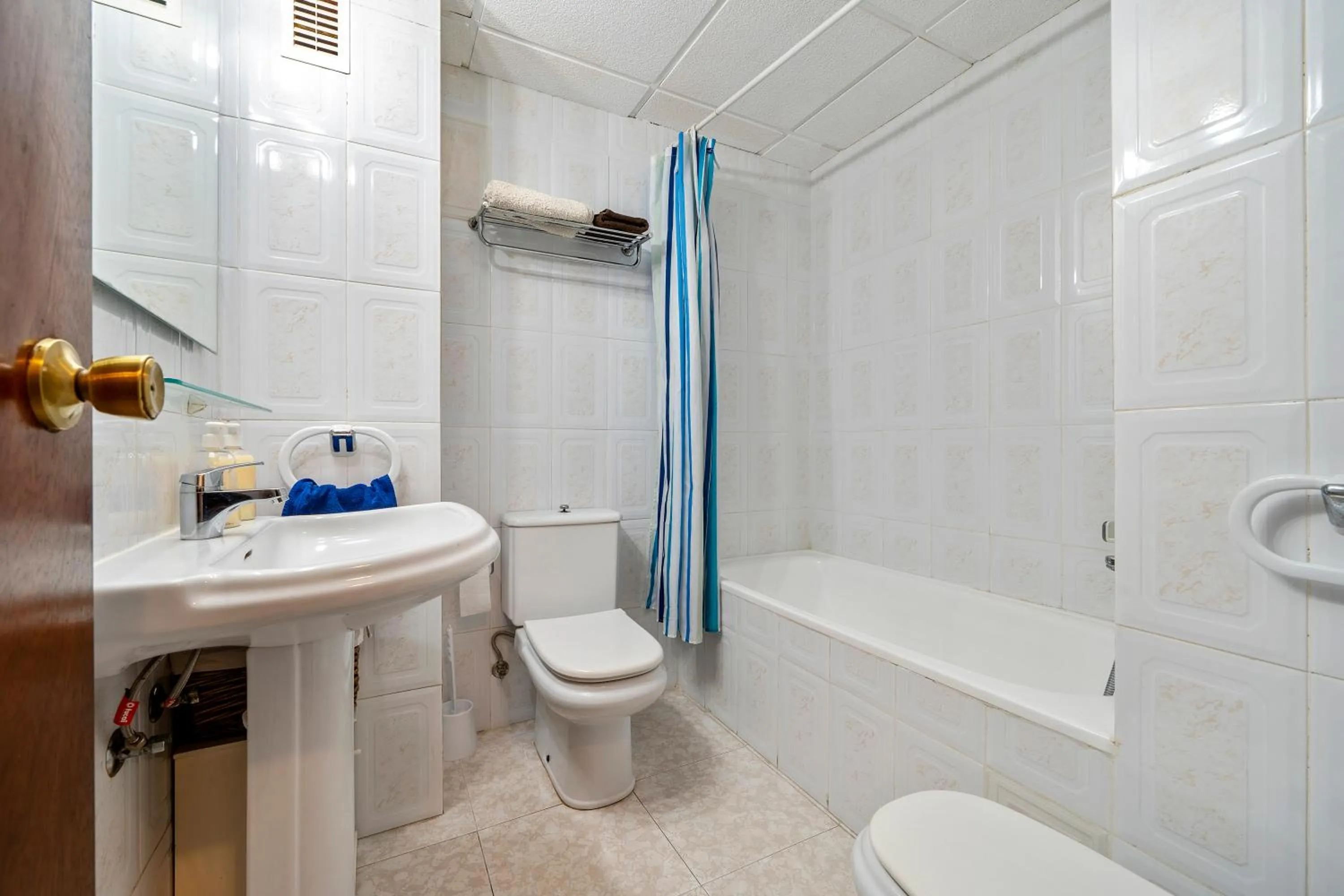 Bathroom in Font de Mar