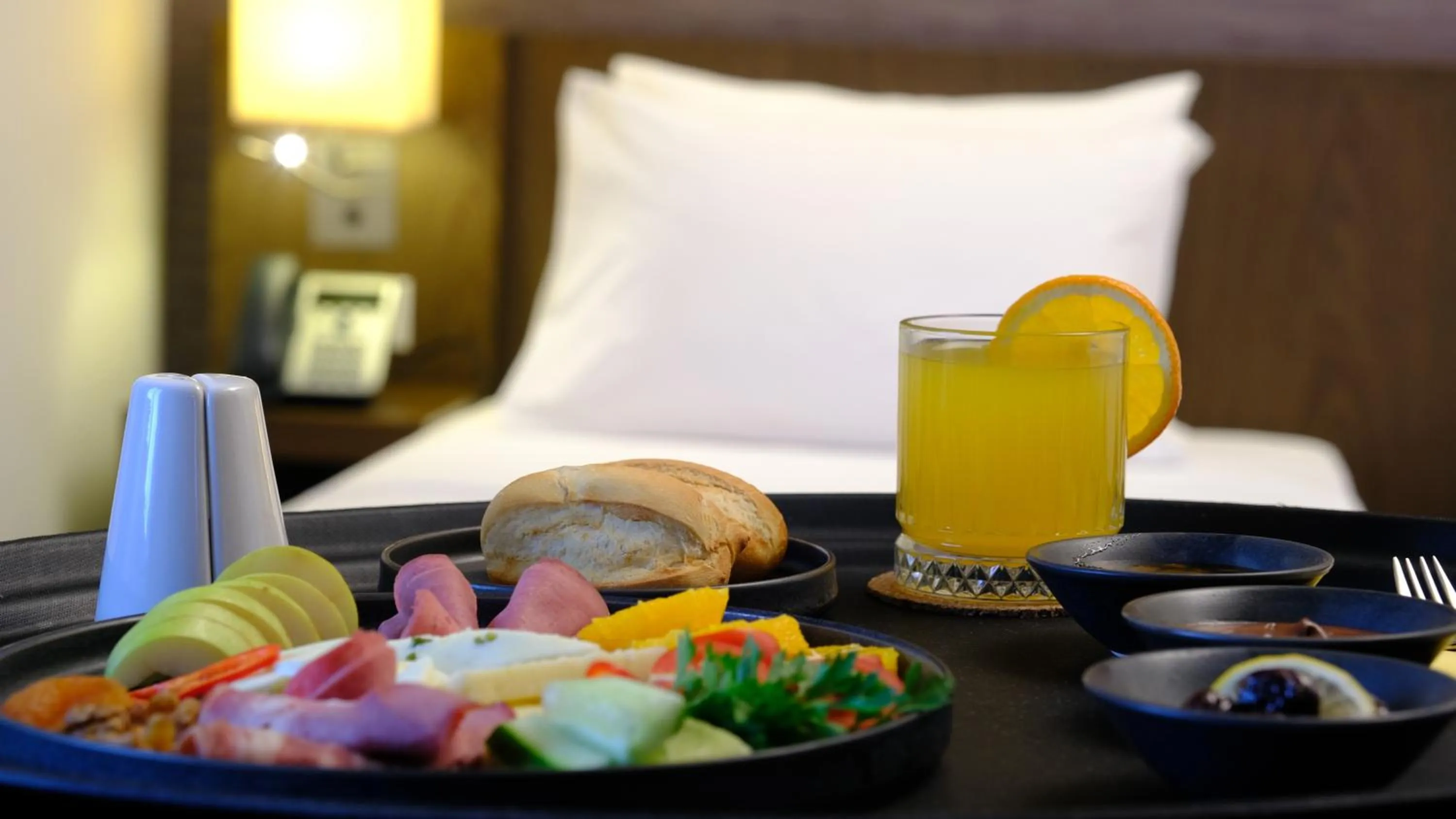 Food and drinks in FEZ INN Hotel