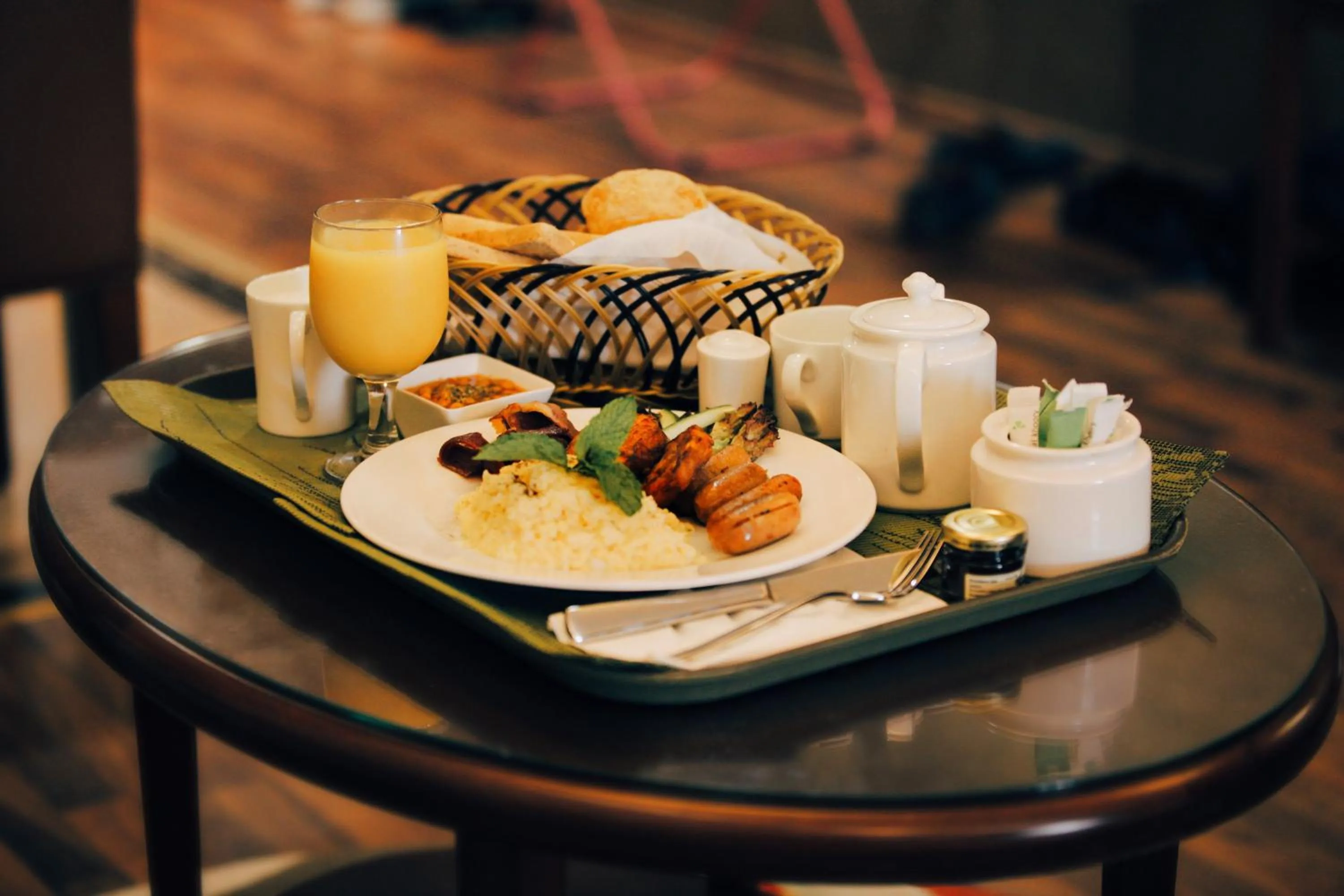 Food and drinks in FEZ INN Hotel