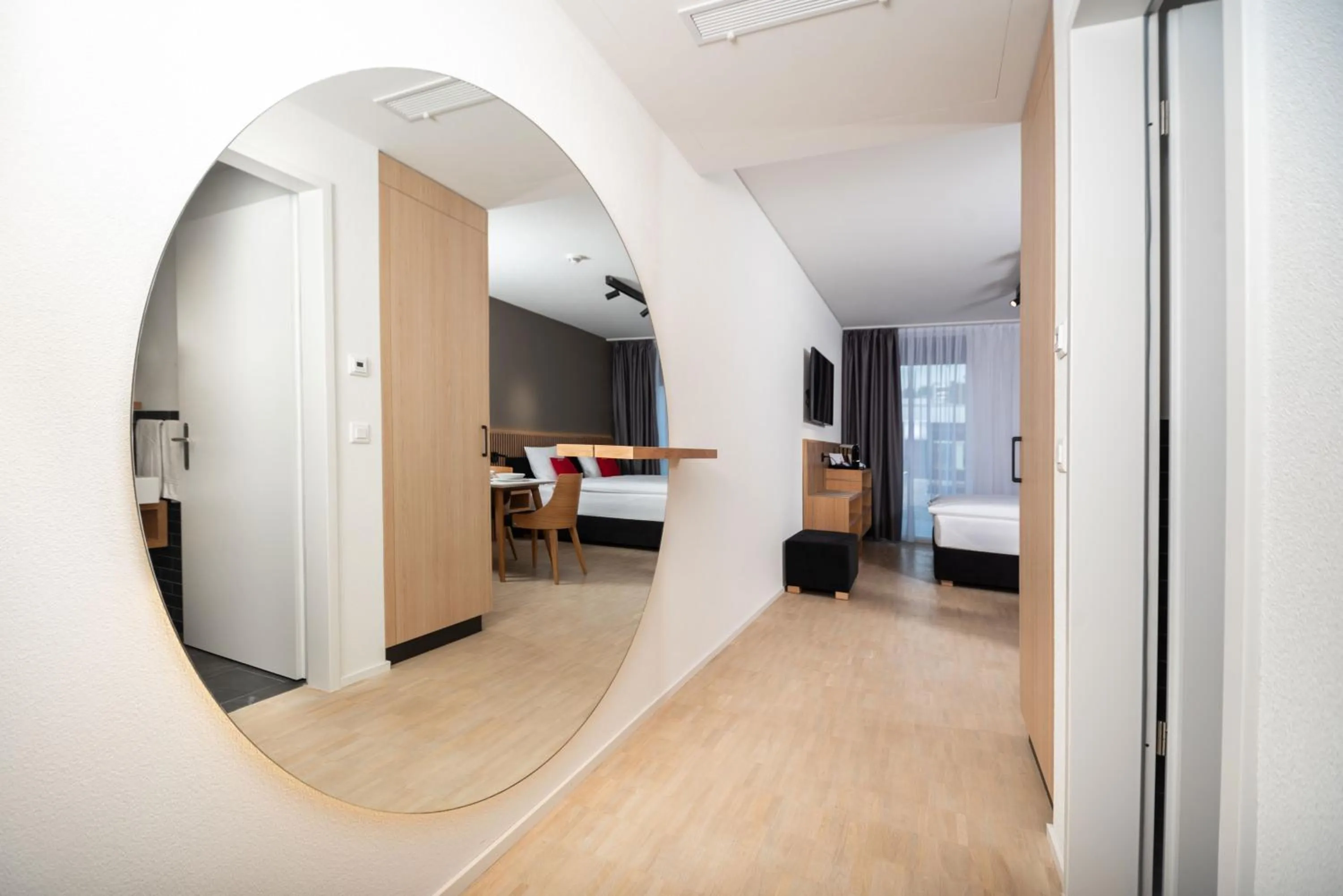 Decorative detail, Bed in Tailormade Hotel BAB Bachenbülach