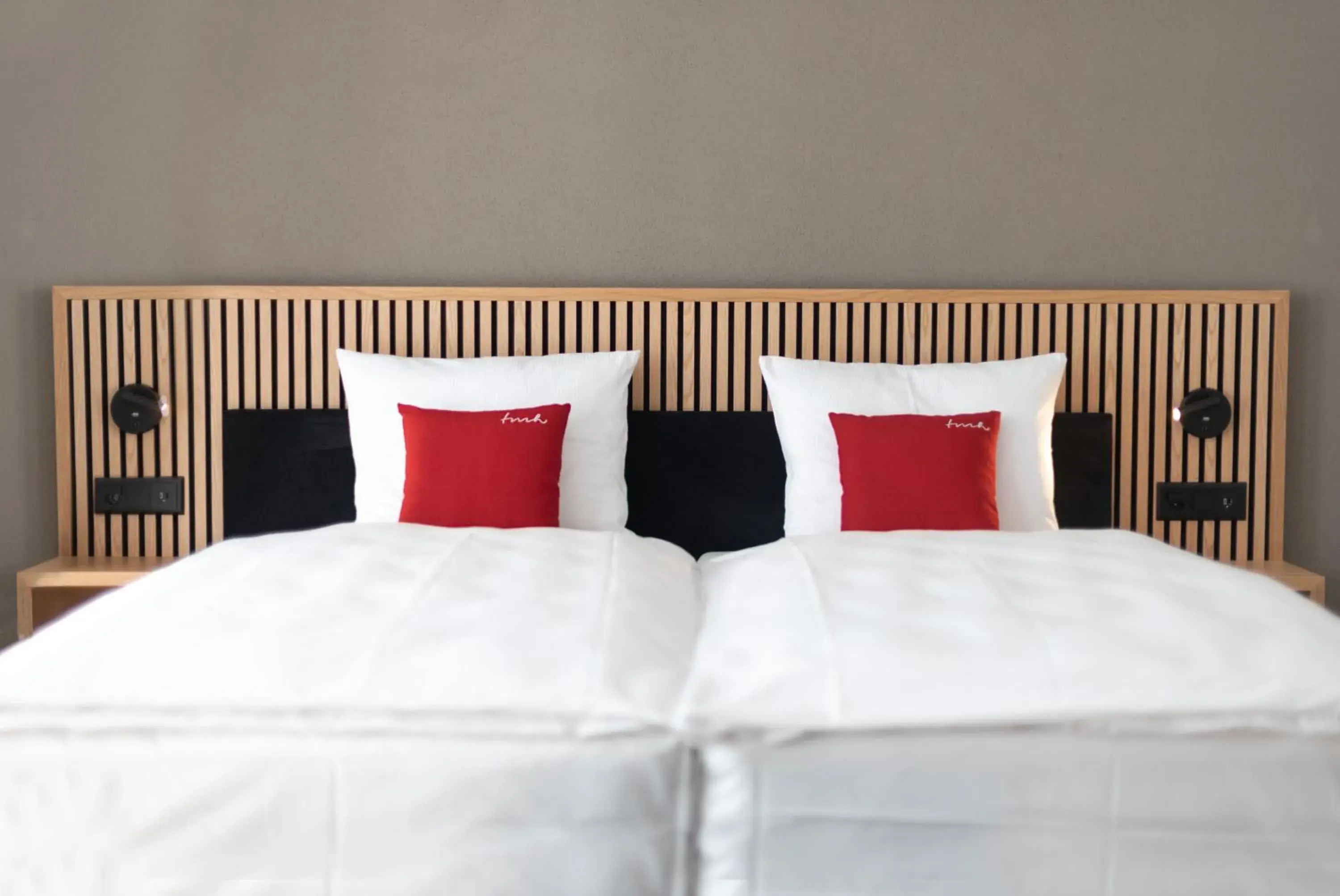 BAB extra extra large Double Room with Kitchenette in Tailormade Hotel BAB Bachenbülach BAB extra extra large Double Room with Kitchenette in Tailormade Hotel BAB Bachenbülach