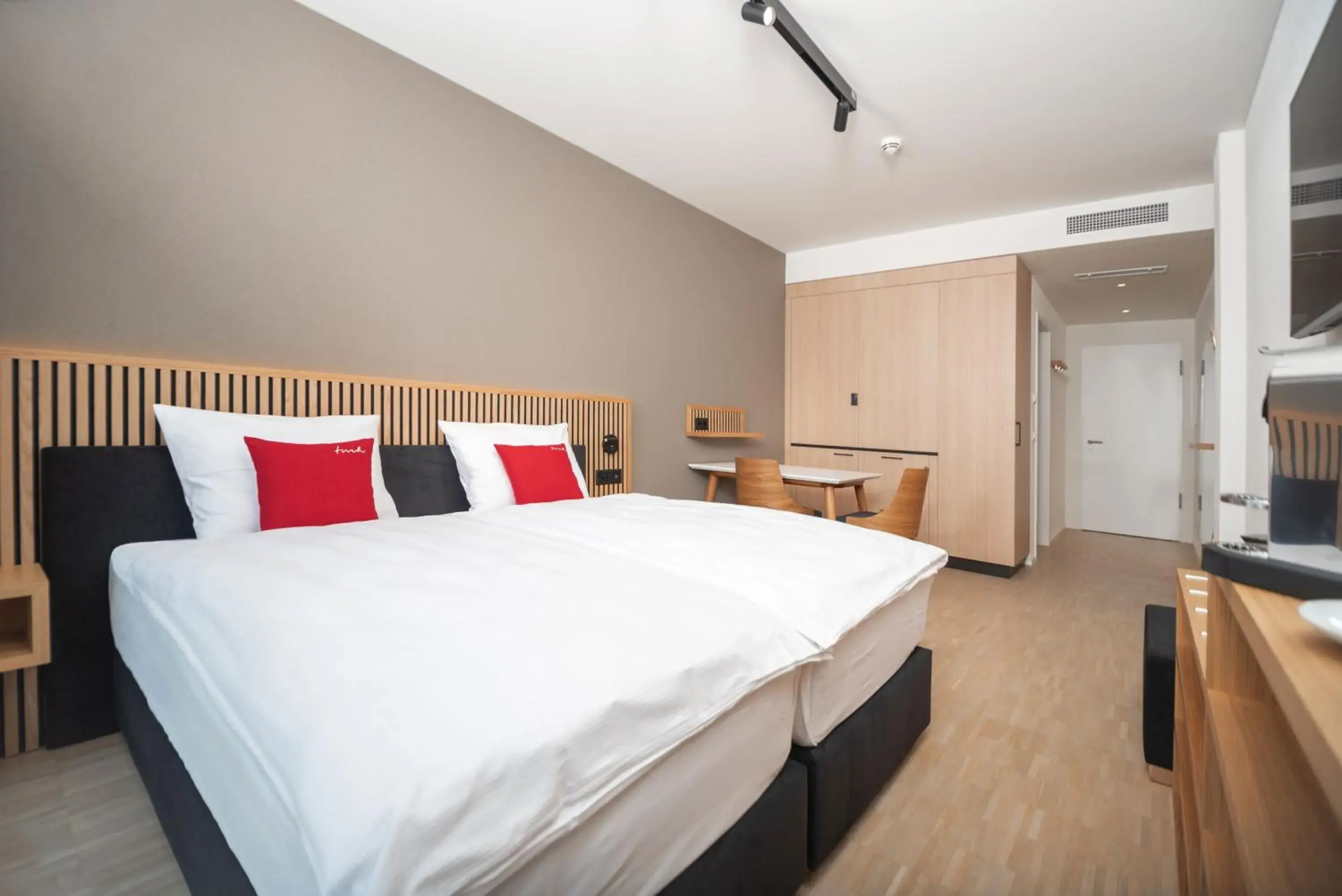 Family Room in Tailormade Hotel BAB Bachenbülach Family Room in Tailormade Hotel BAB Bachenbülach