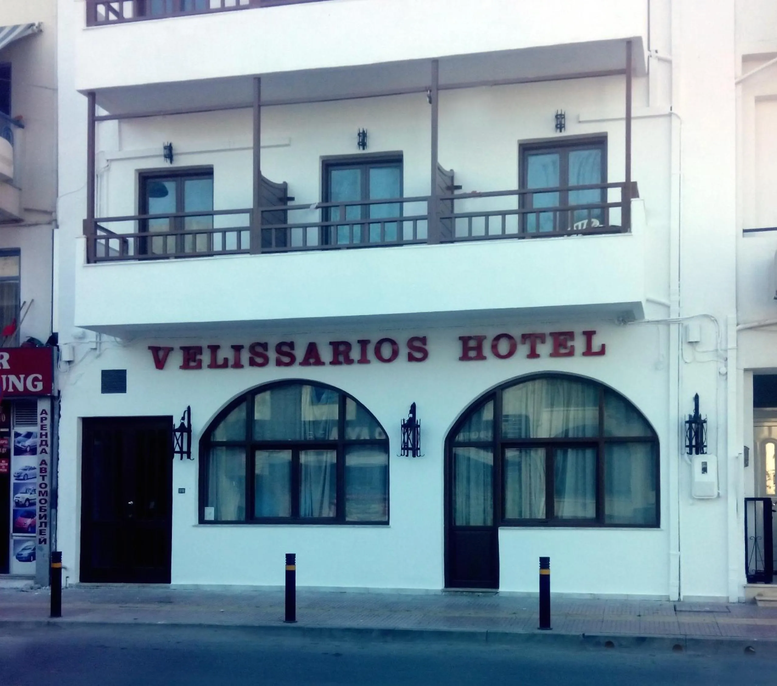 Facade/entrance in Hotel Velissarios
