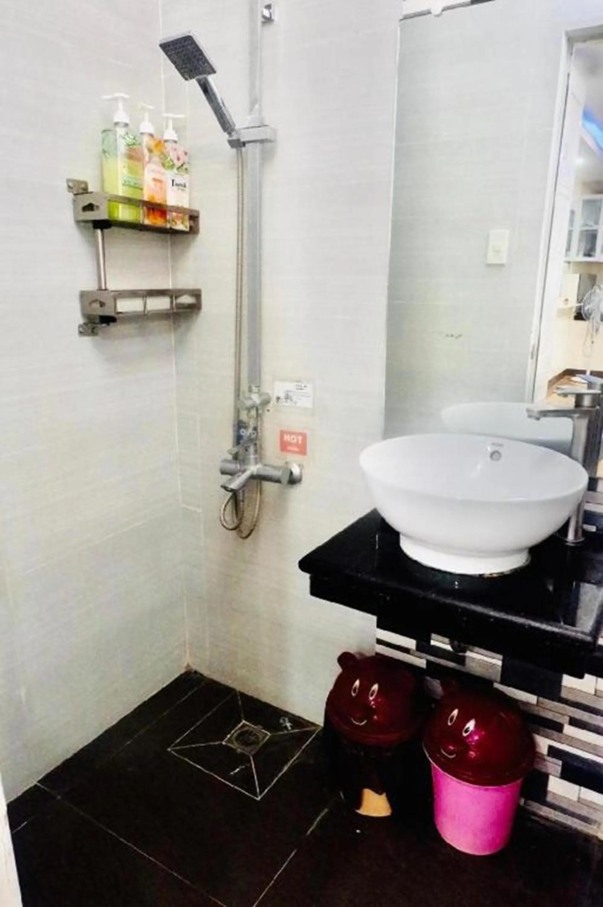 Bathroom in Hillside Hotel