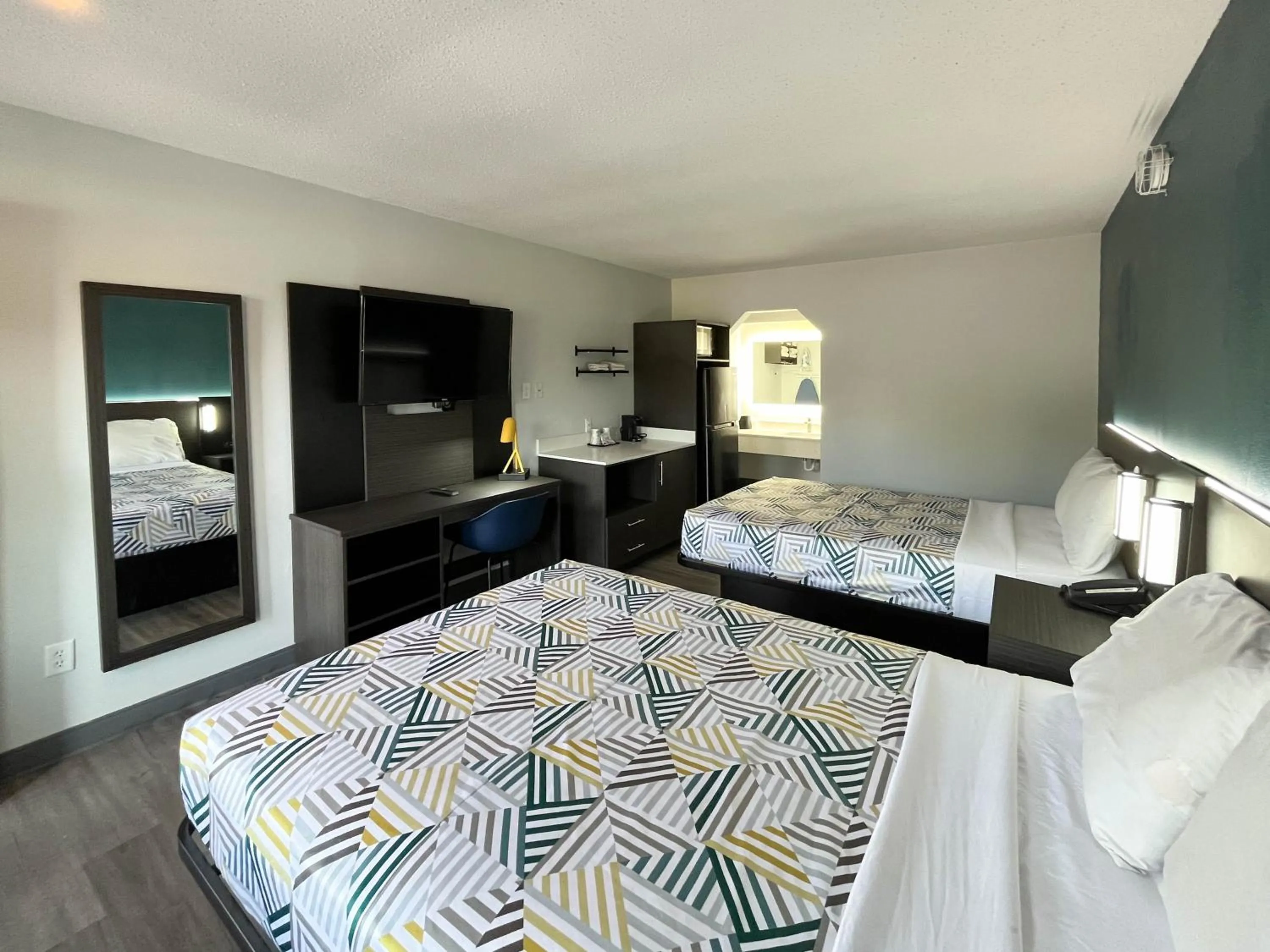 TV and multimedia, Bed in Studio 6 Suites - Lafayette, IN