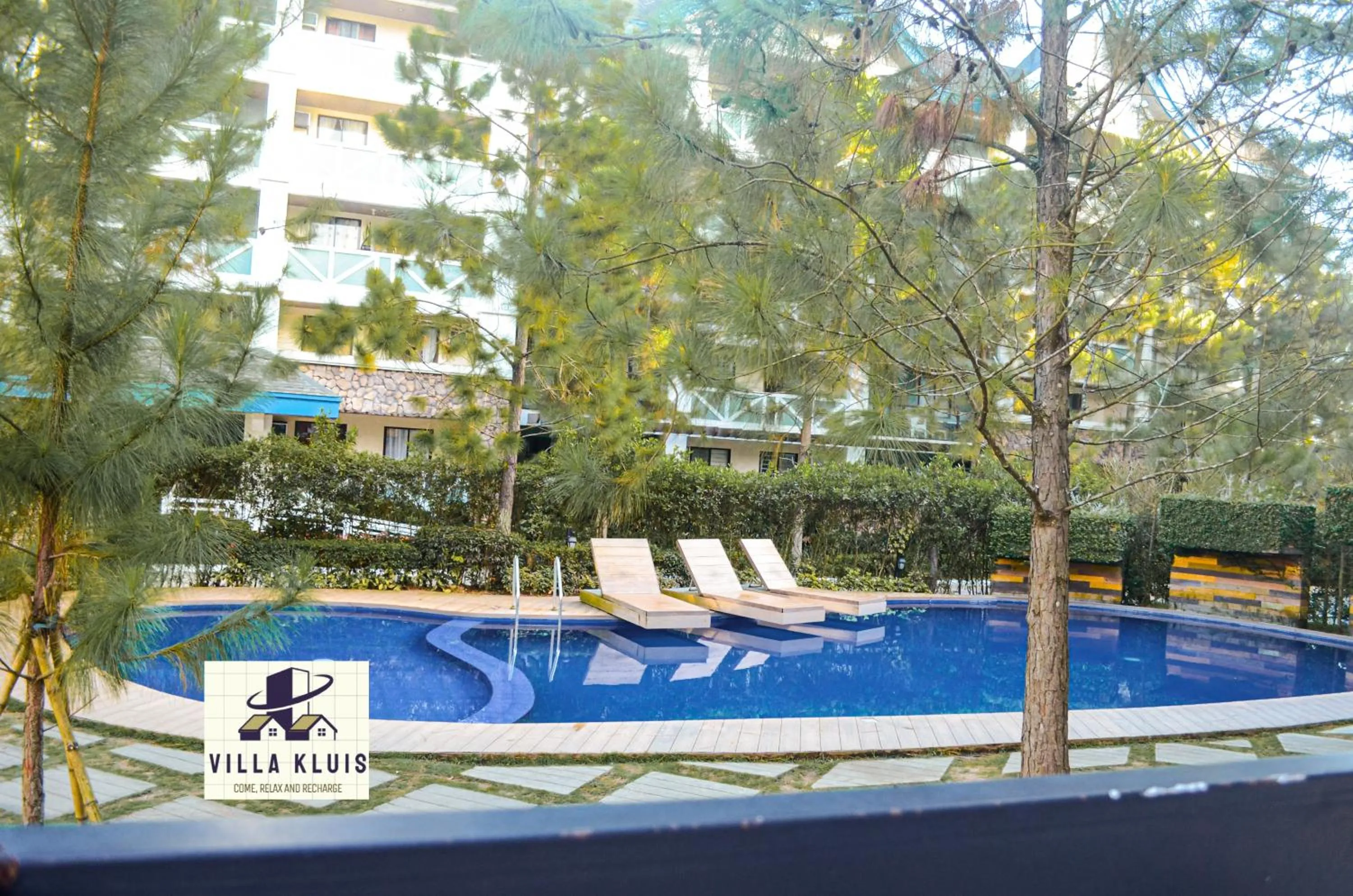 Tagaytay Cozy Staycation in Villa Kluis Pine Suite