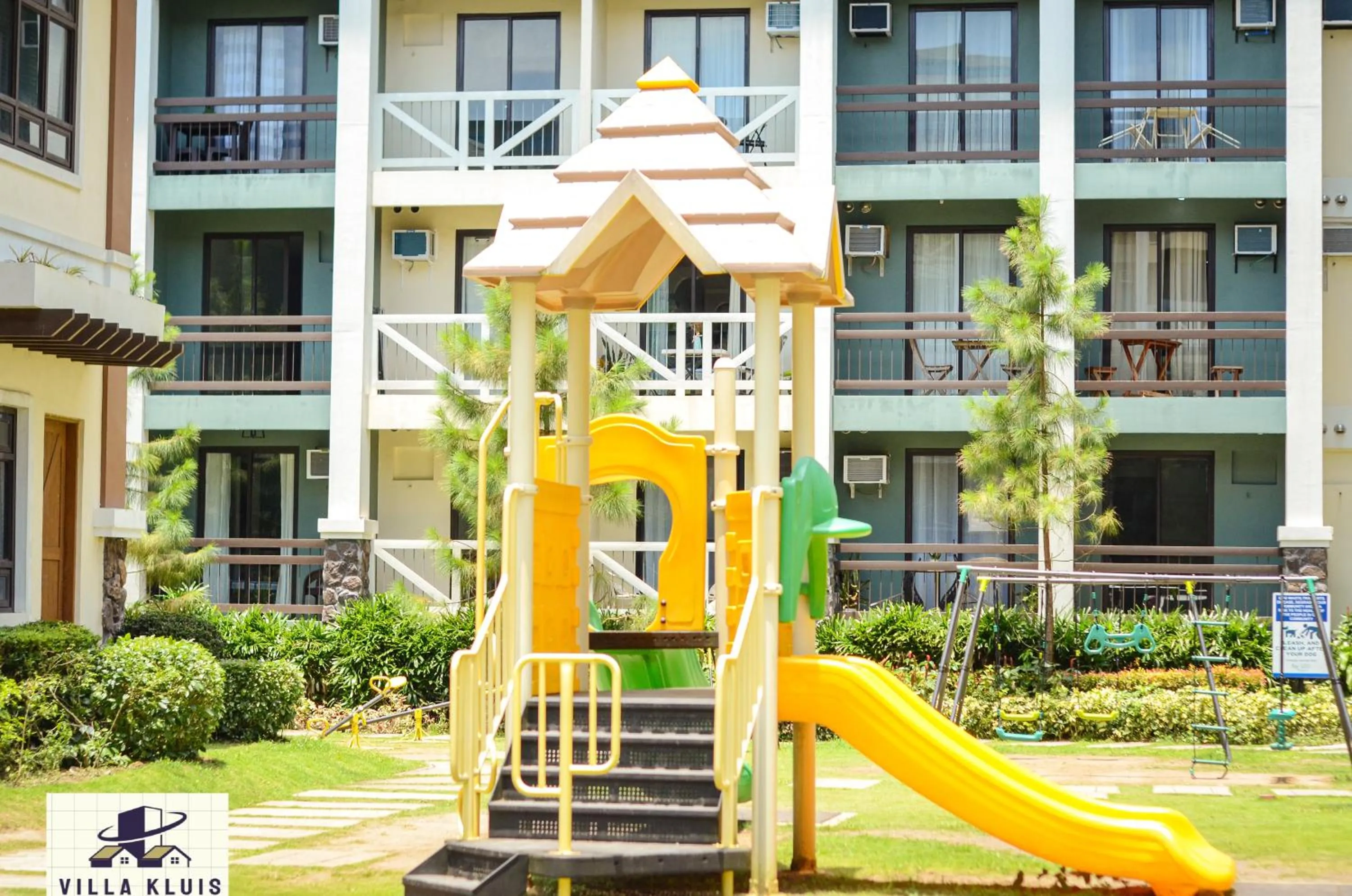 Tagaytay Cozy Staycation in Villa Kluis Pine Suite