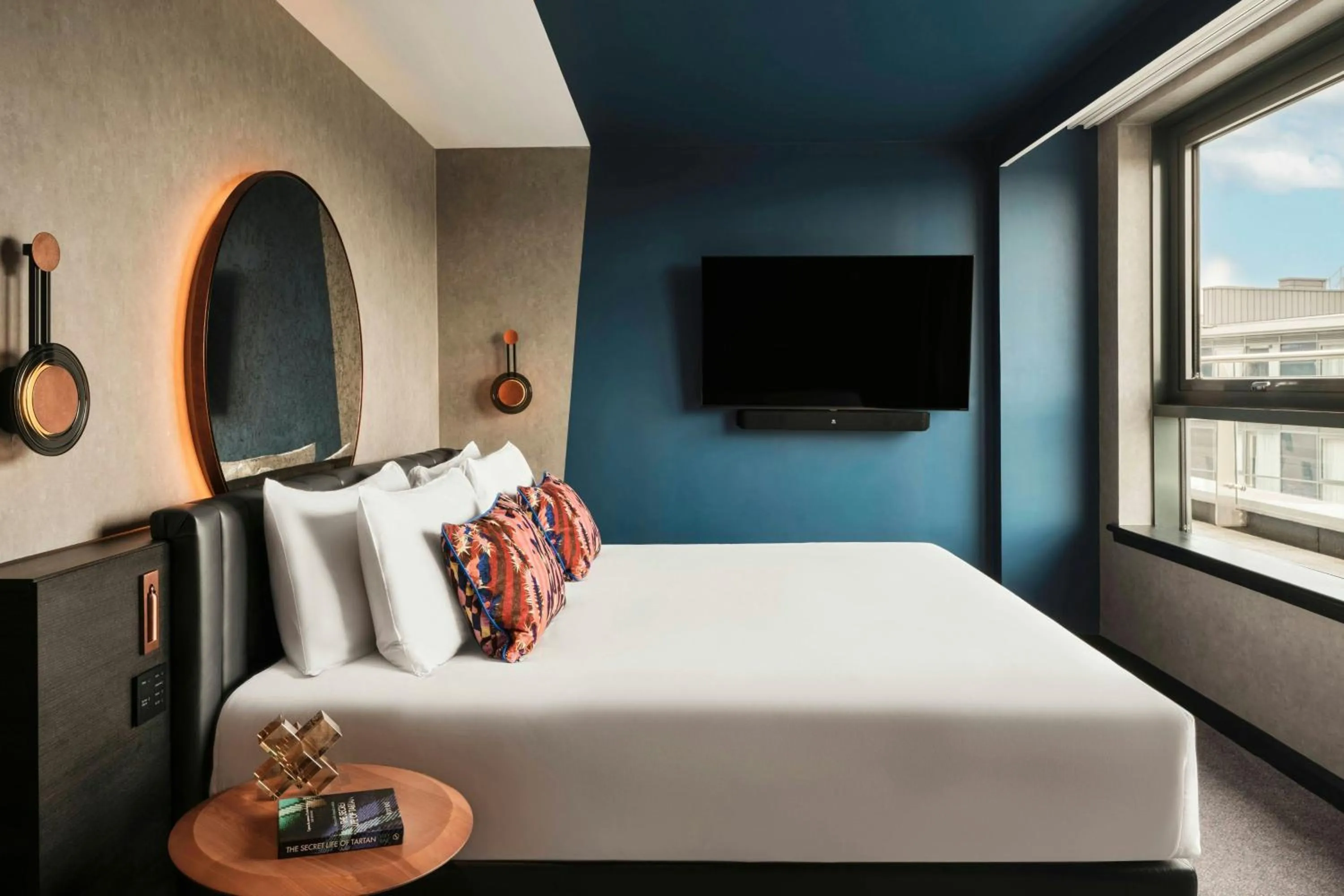 Photo of the whole room, Bed in W Edinburgh