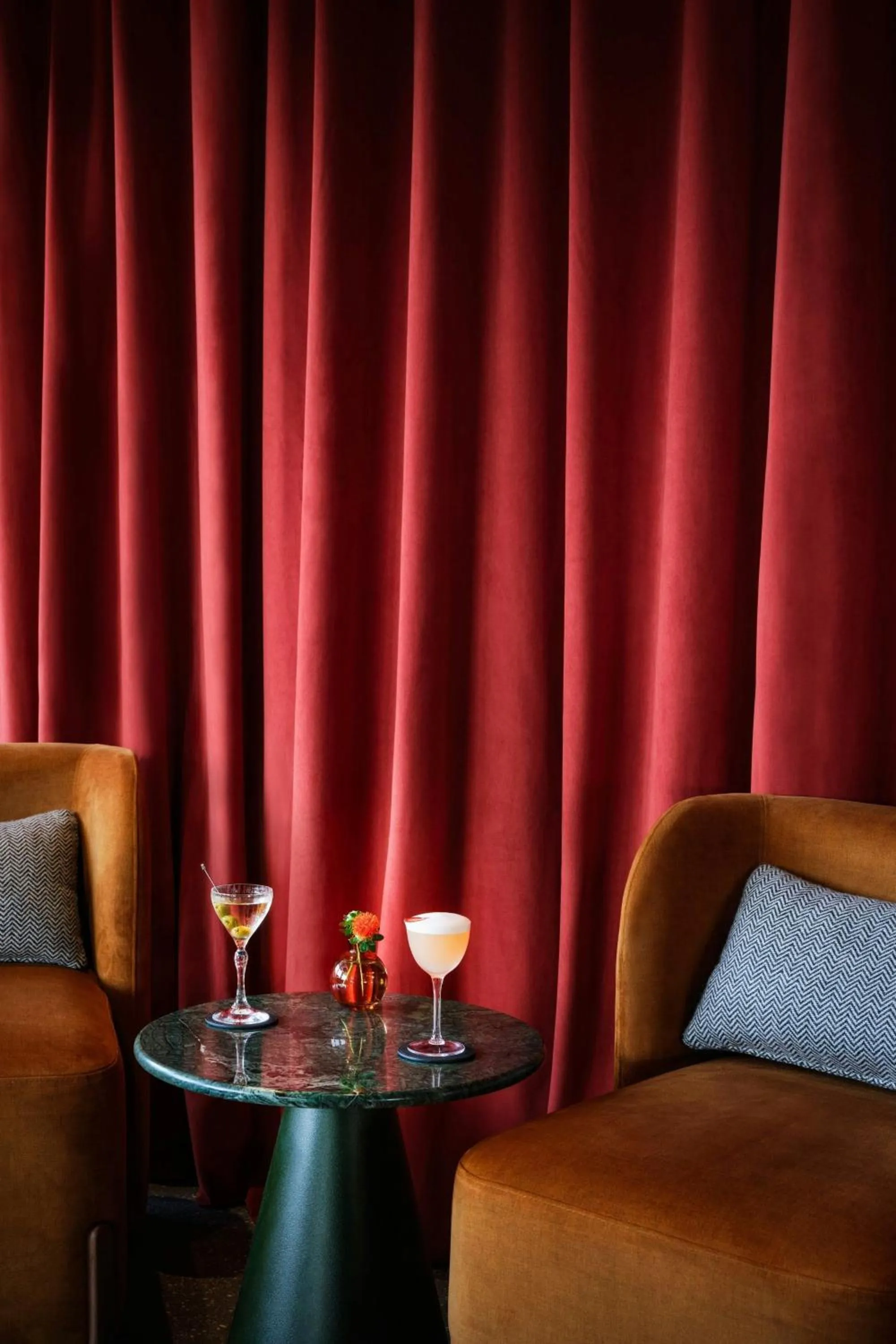 Restaurant/places to eat in W Edinburgh