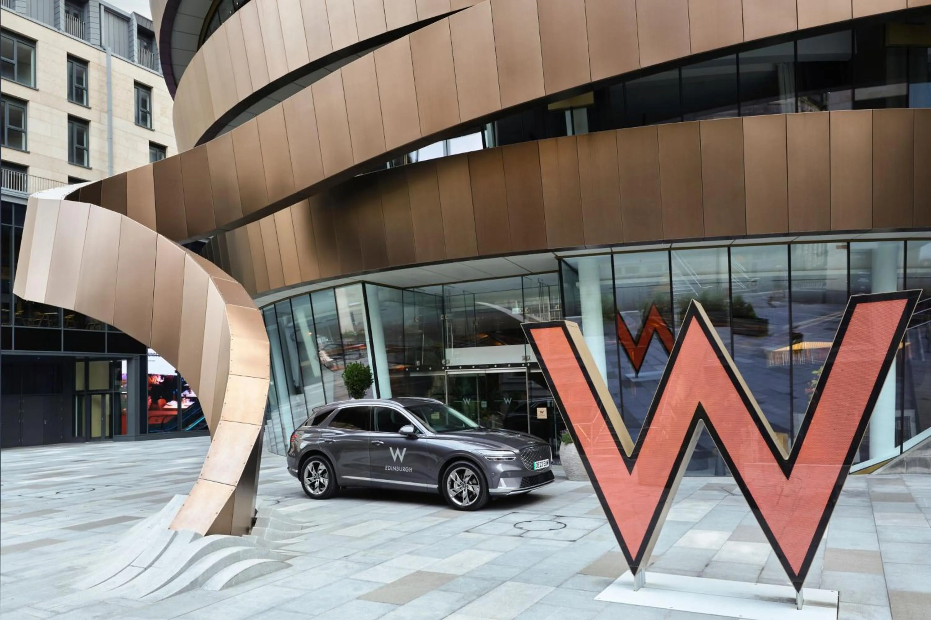 Property building in W Edinburgh