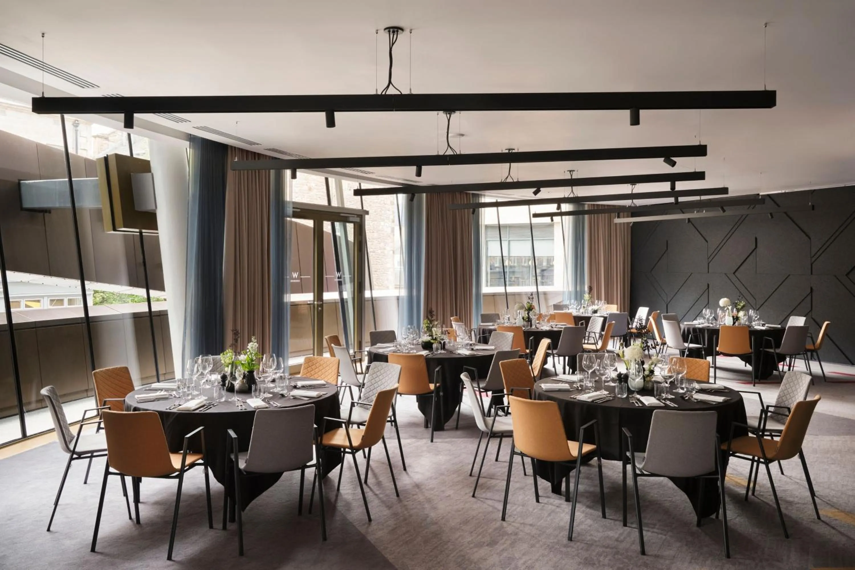 Meeting/conference room in W Edinburgh