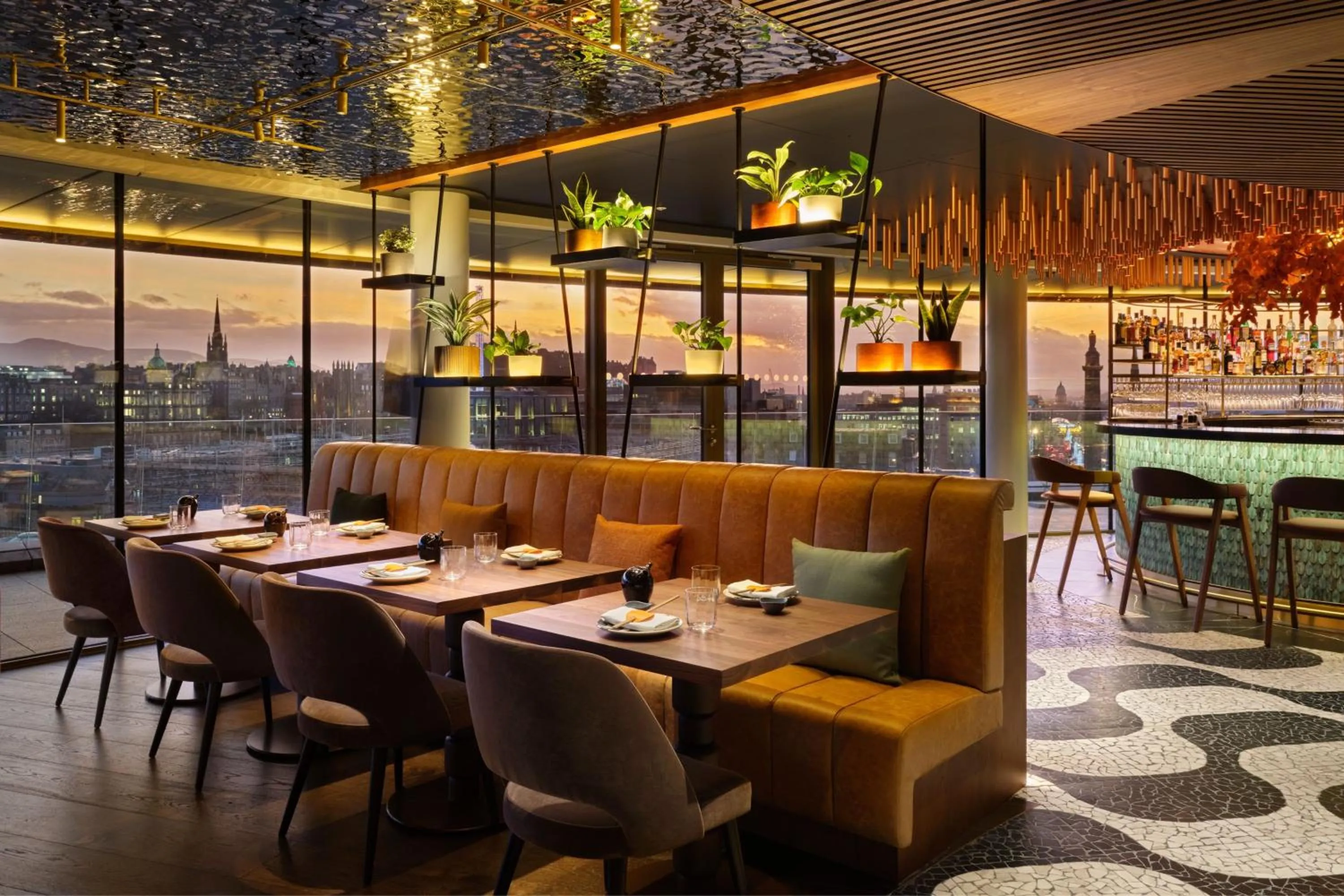 Restaurant/places to eat in W Edinburgh