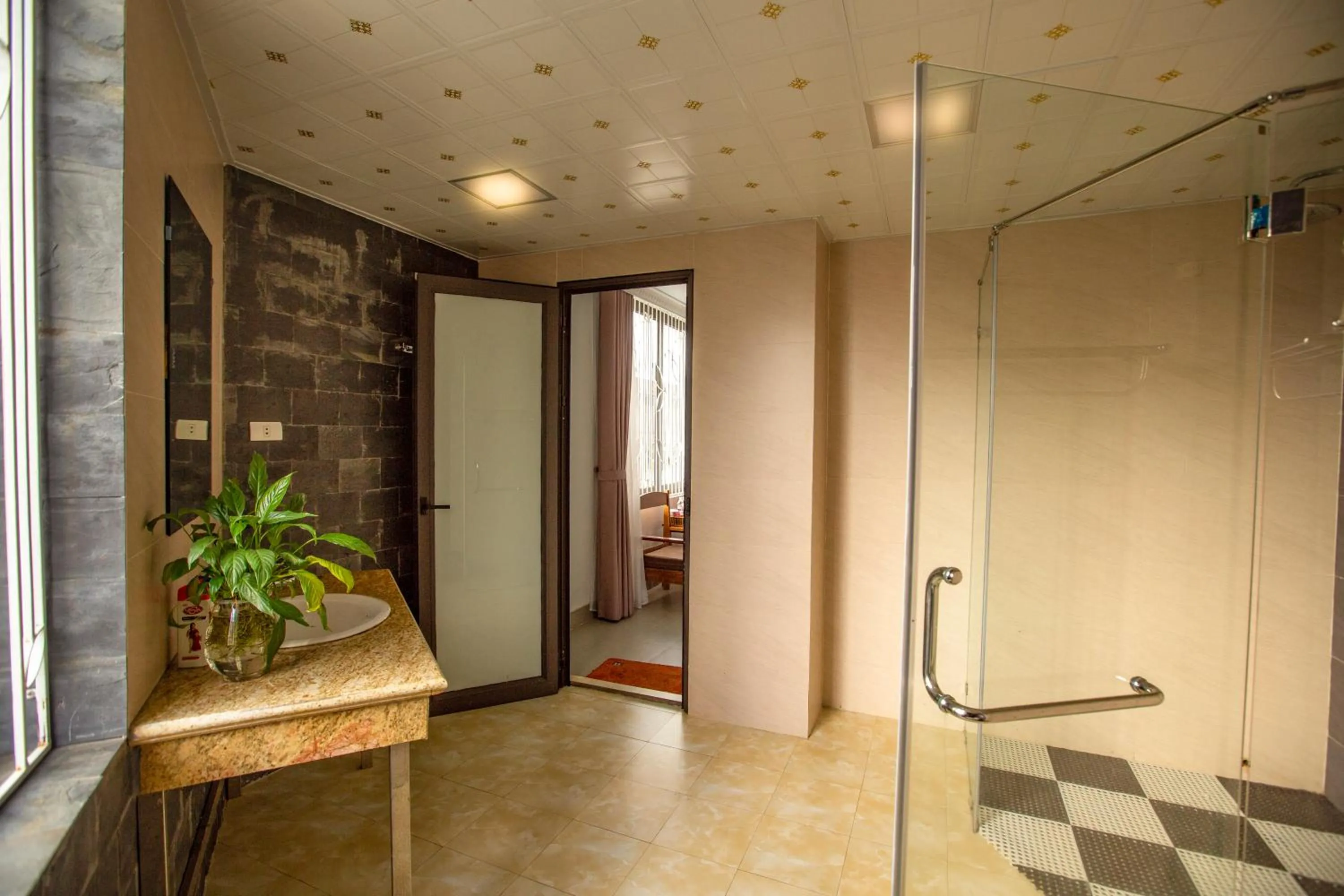 Shower in Grand Flamant Hotel Sapa