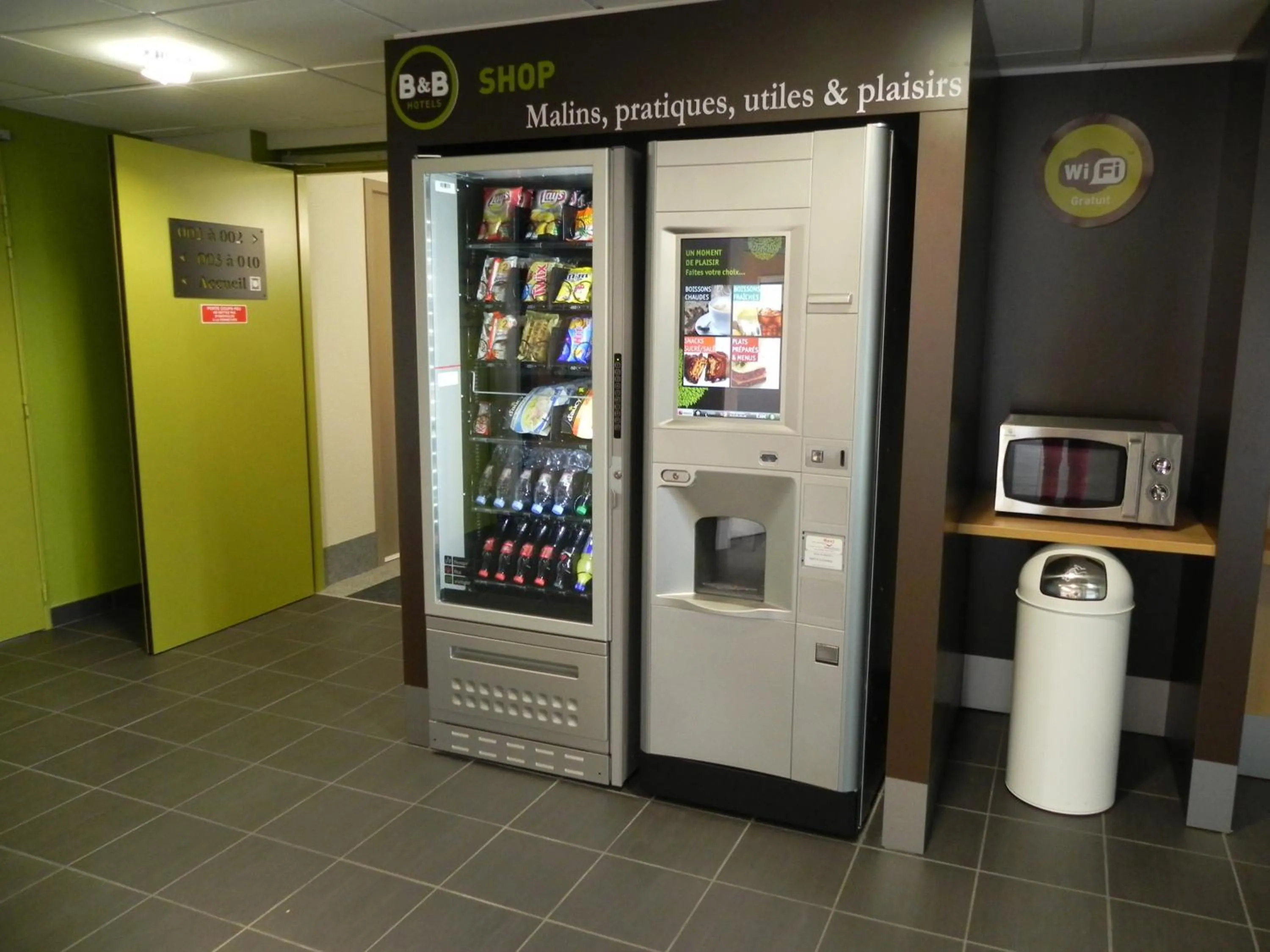 Food and drinks in B&B HOTEL Aubenas