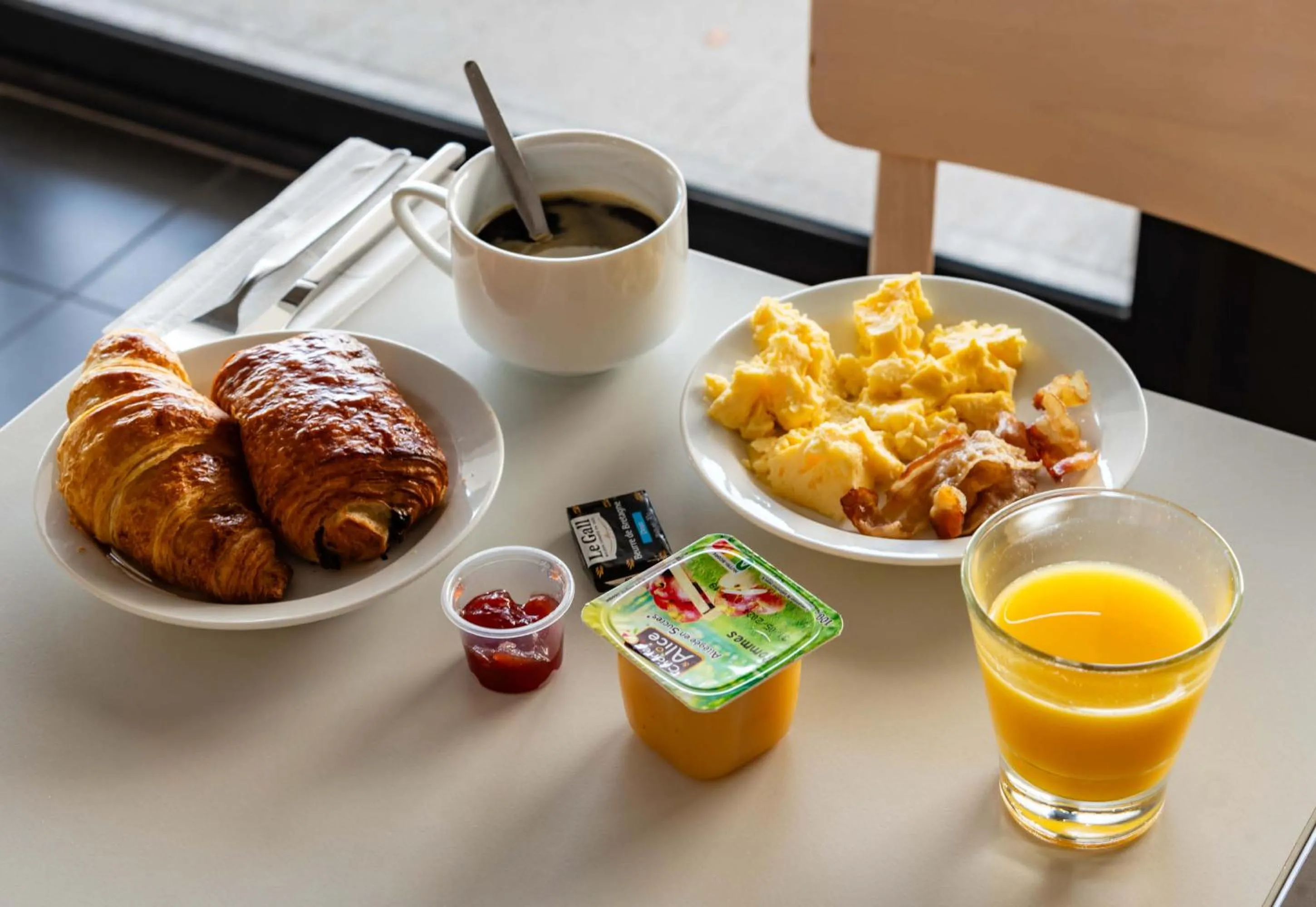 Breakfast in B&B HOTEL Aubenas