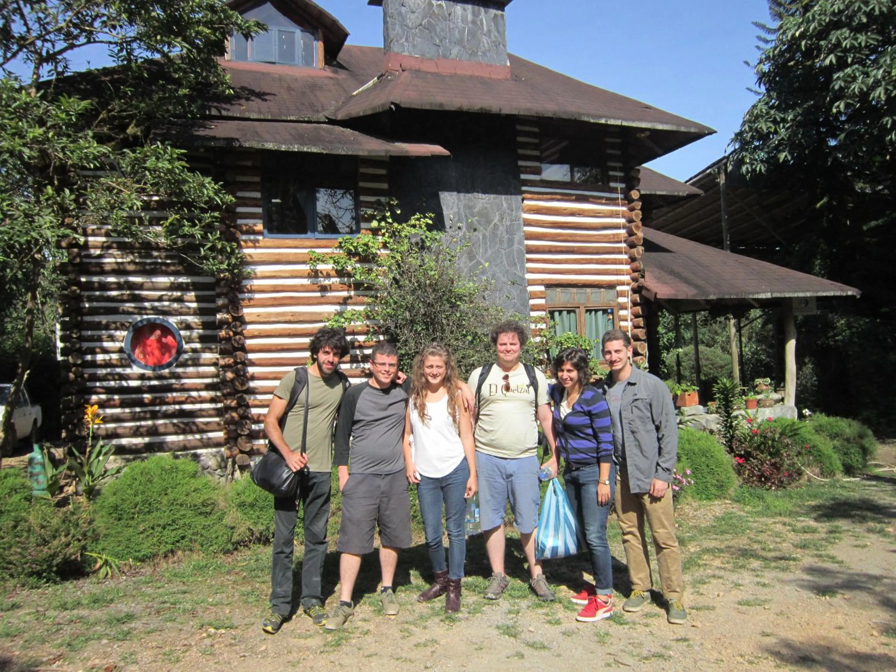 Facade/entrance in Hosteria La Roulotte - Mindo
