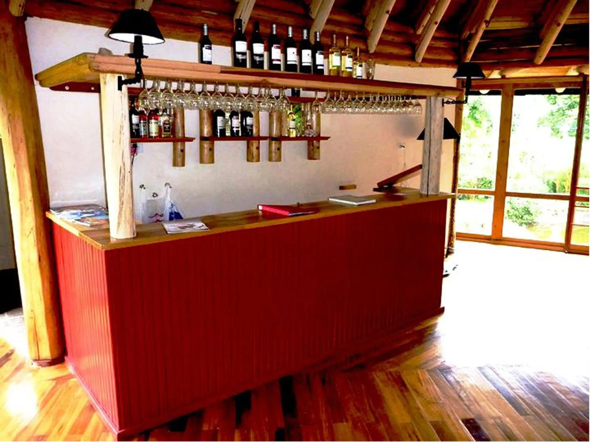 Lounge or bar in Hosteria La Roulotte - Mindo