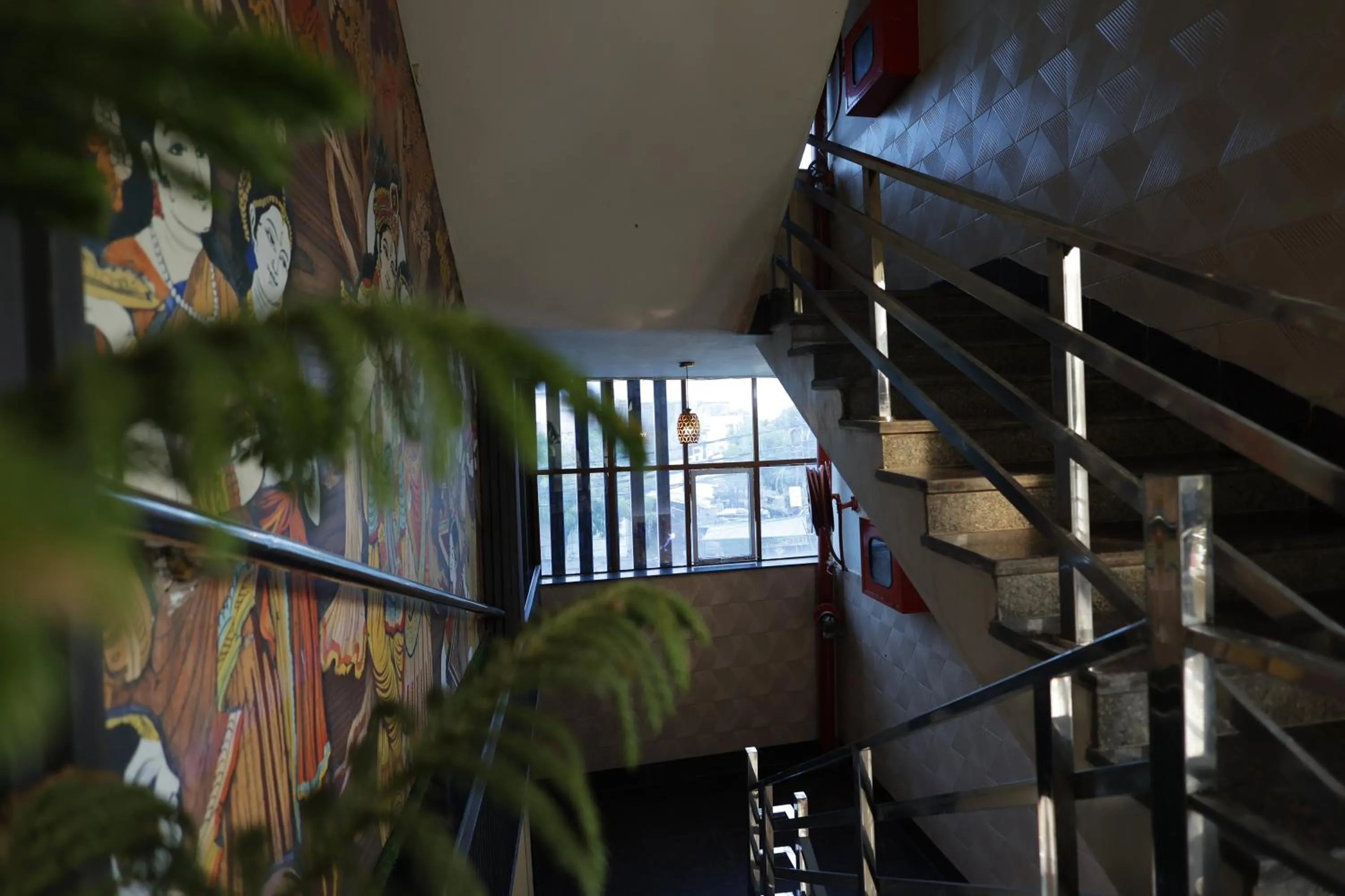 Facade/entrance in Silver Oaks Inn