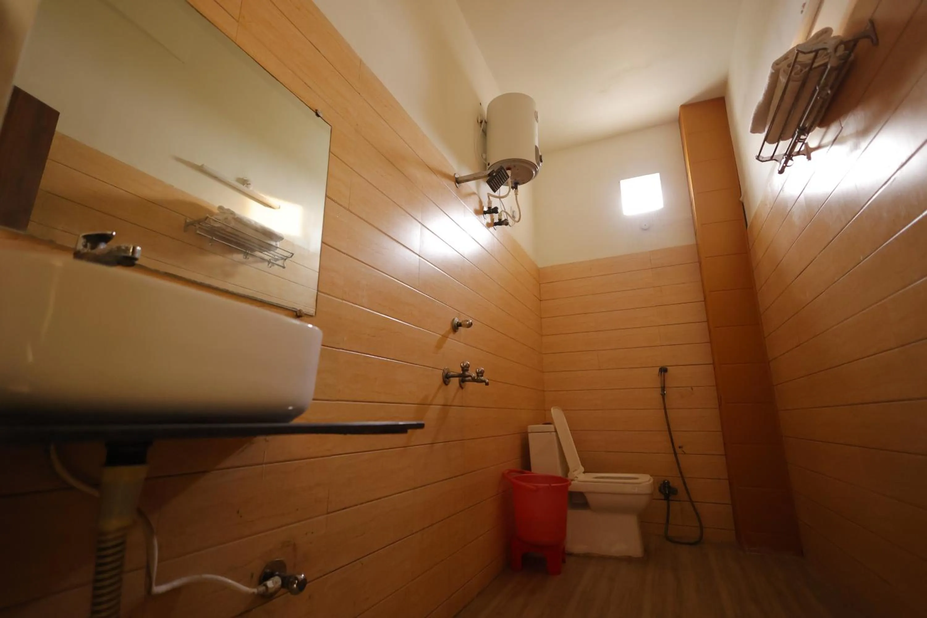 Bathroom in Silver Oaks Inn