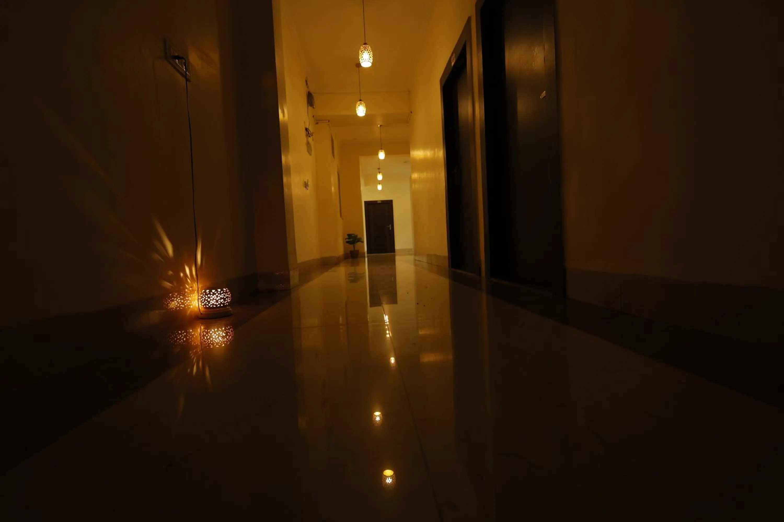 Lobby or reception in Silver Oaks Inn