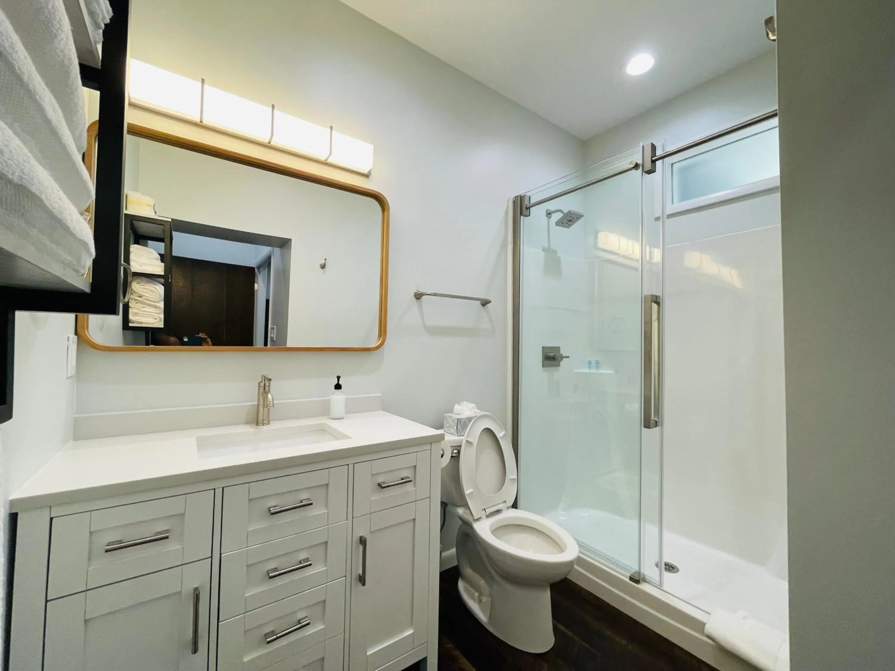 Bathroom in Sonsak - Unit 2