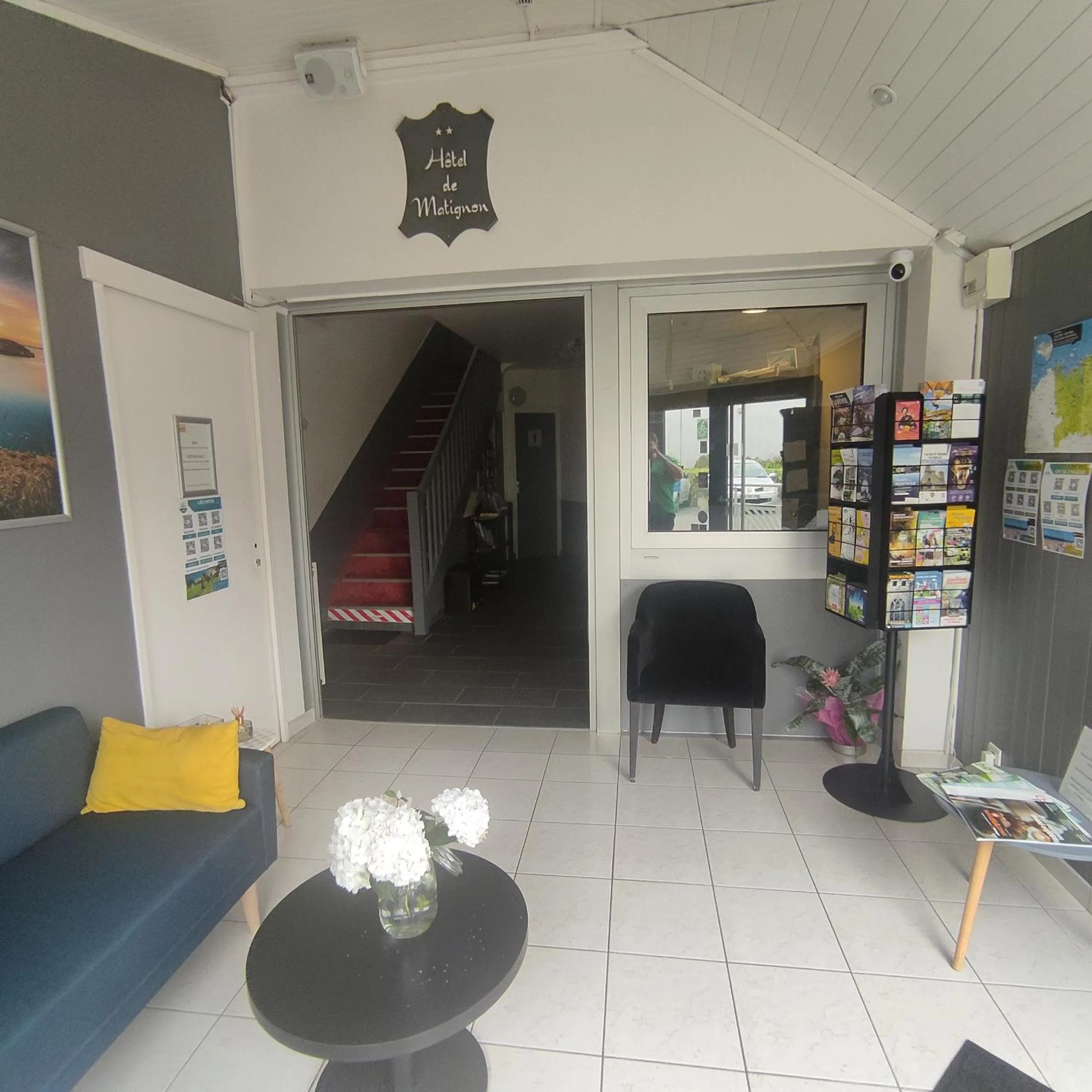 Lobby or reception in Contact Hôtel de Matignon