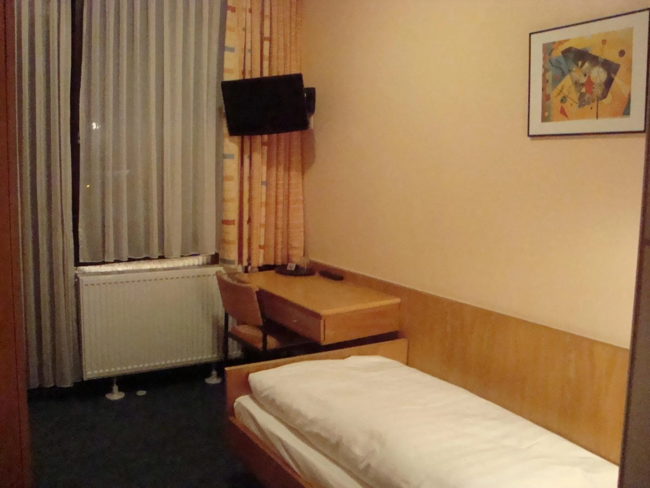 Photo of the whole room, Bed in Hotel Gartenhof