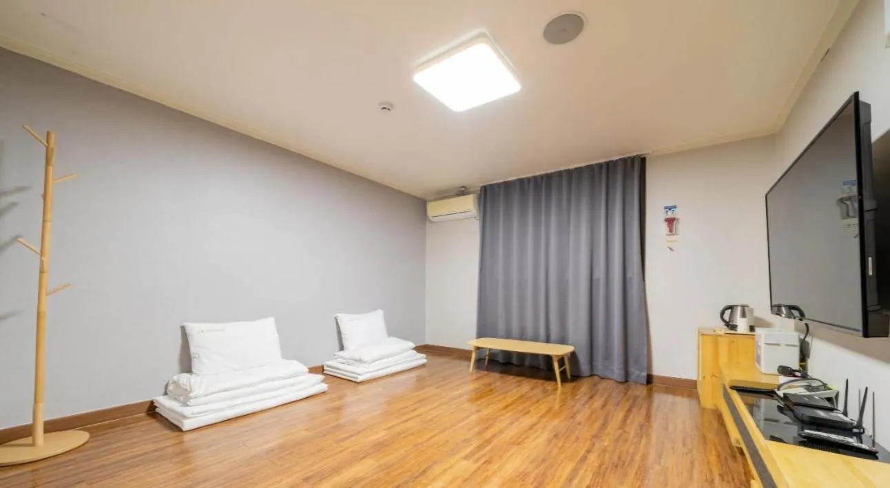 Donghae Gloria Hotel