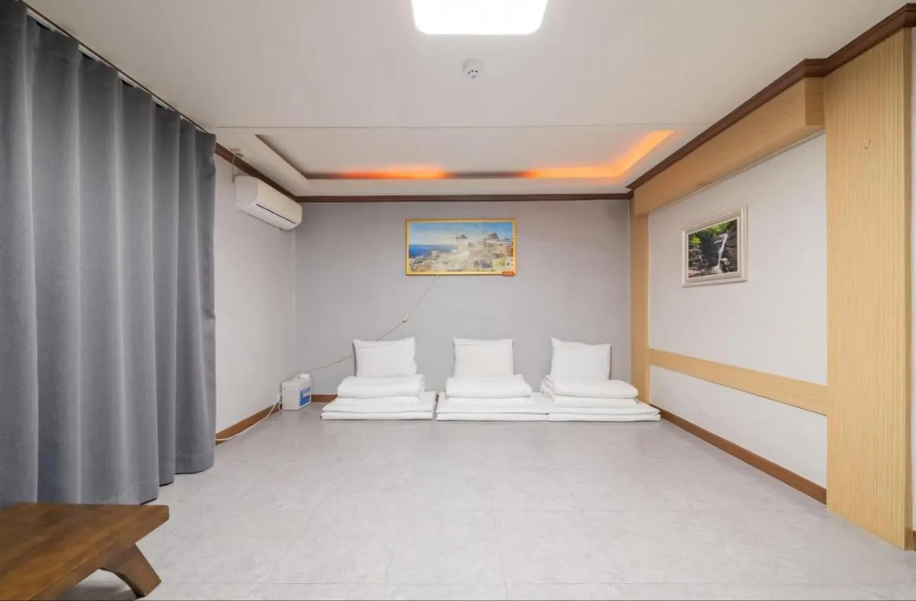 Donghae Gloria Hotel