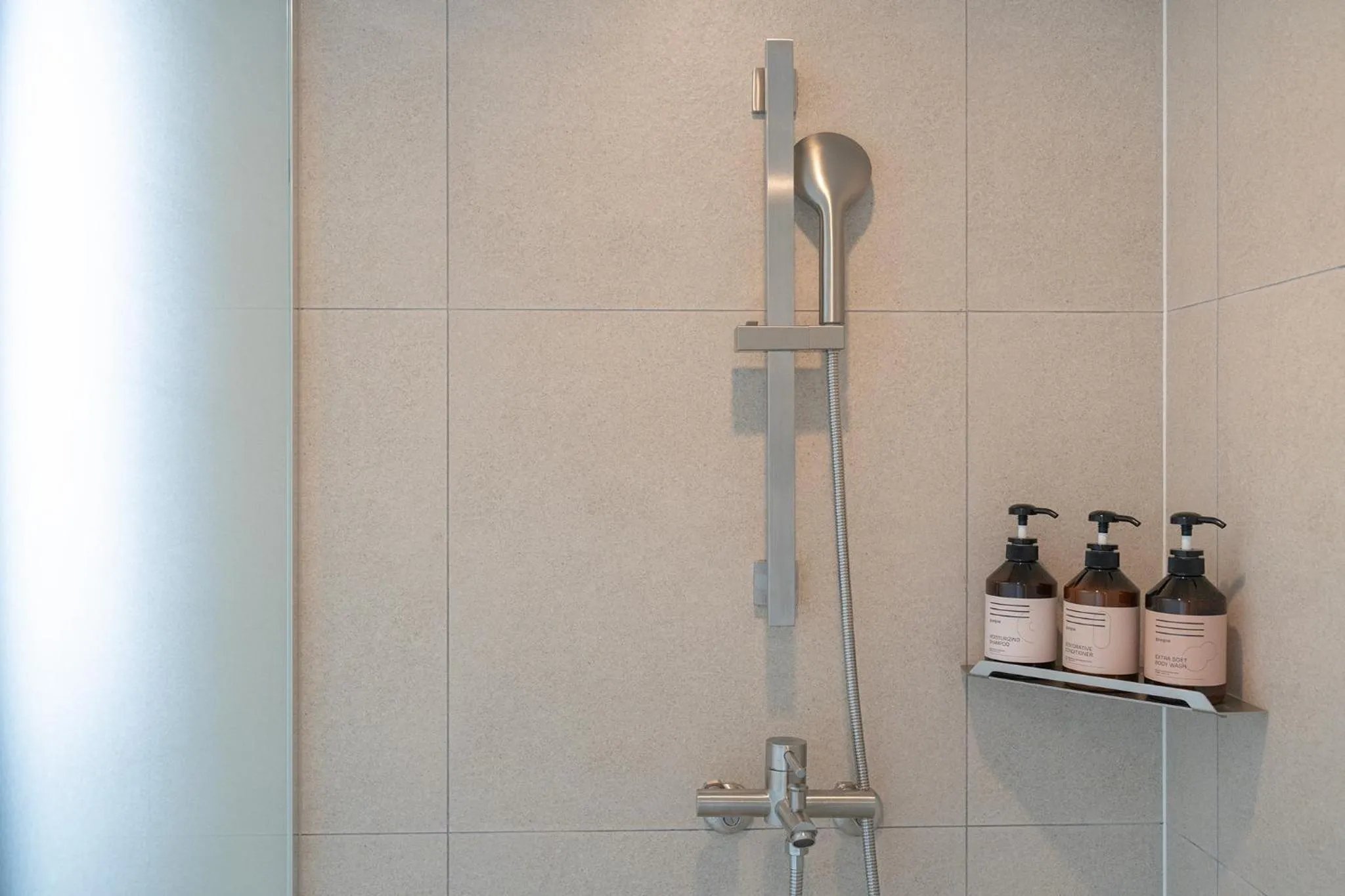 Shower in Cheonan Aank Hotel Seongjeong