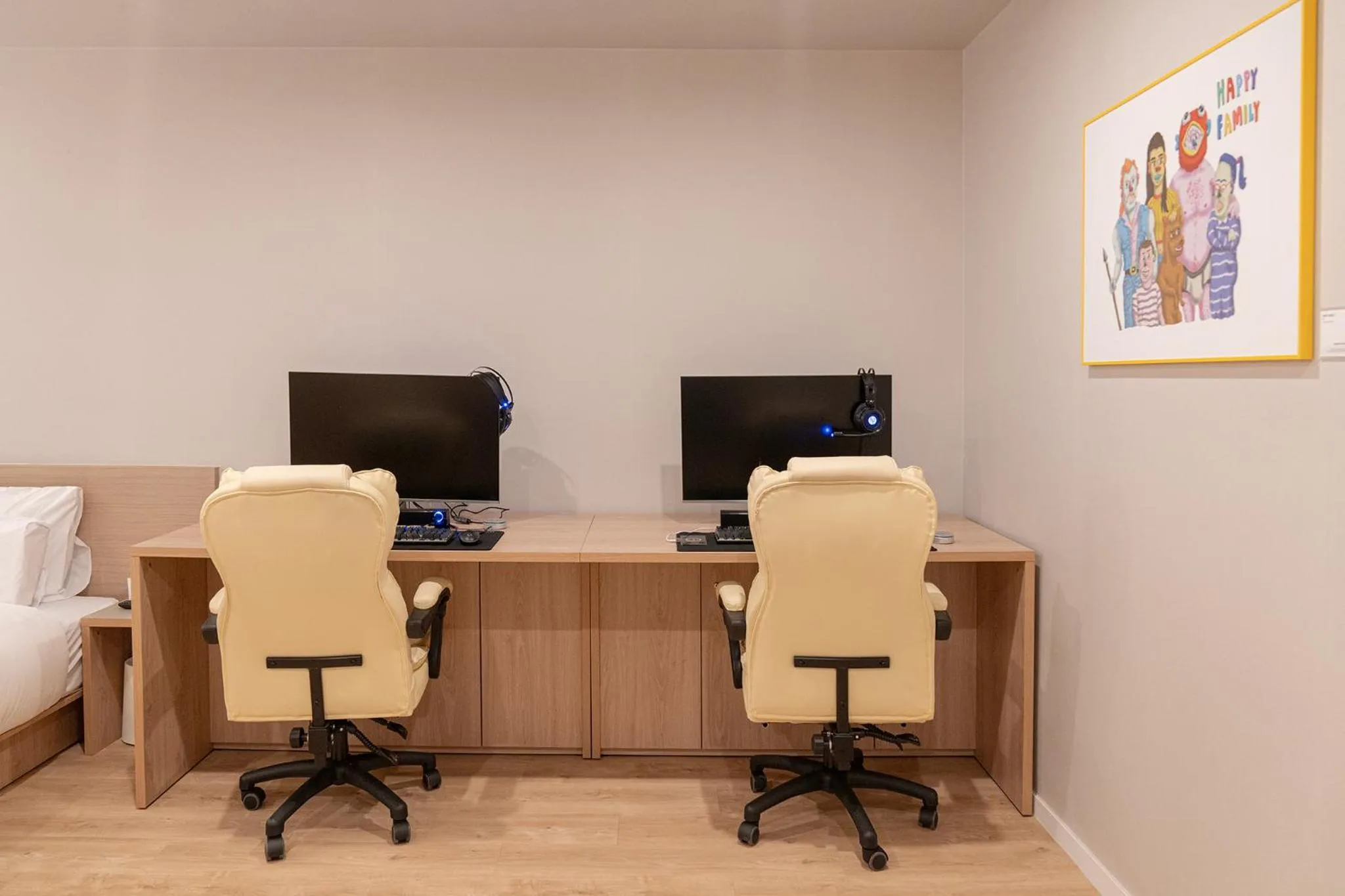 TV and multimedia in Cheonan Aank Hotel Seongjeong